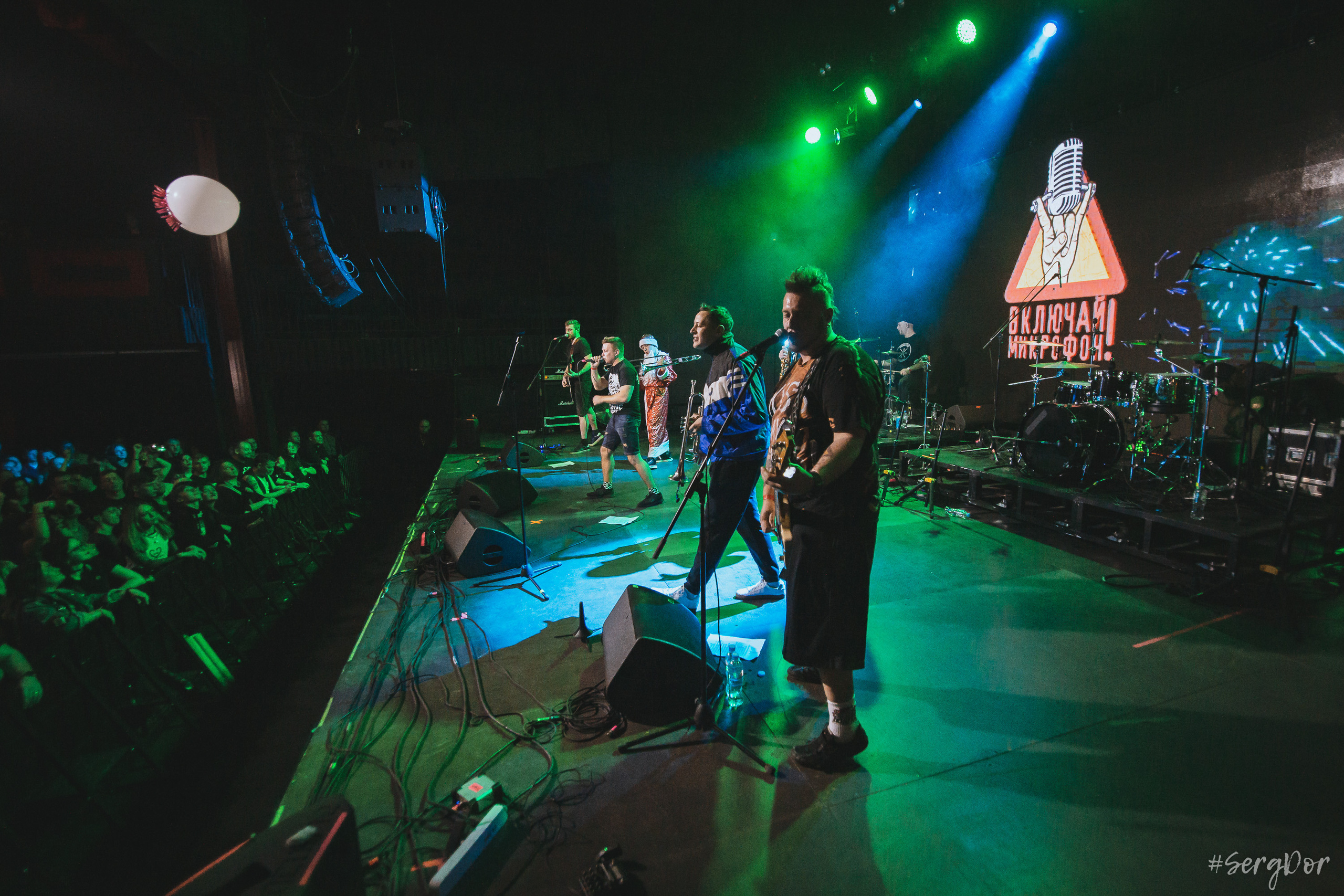 Включай Микрофон!, Sound Punk festival, 02.01.2023, фестиваль, зима, Санкт-Петербург, СПб, 2 января 2023 года, Севкабель, SergDor, день рождения, торт, ПНХС, #SergDor