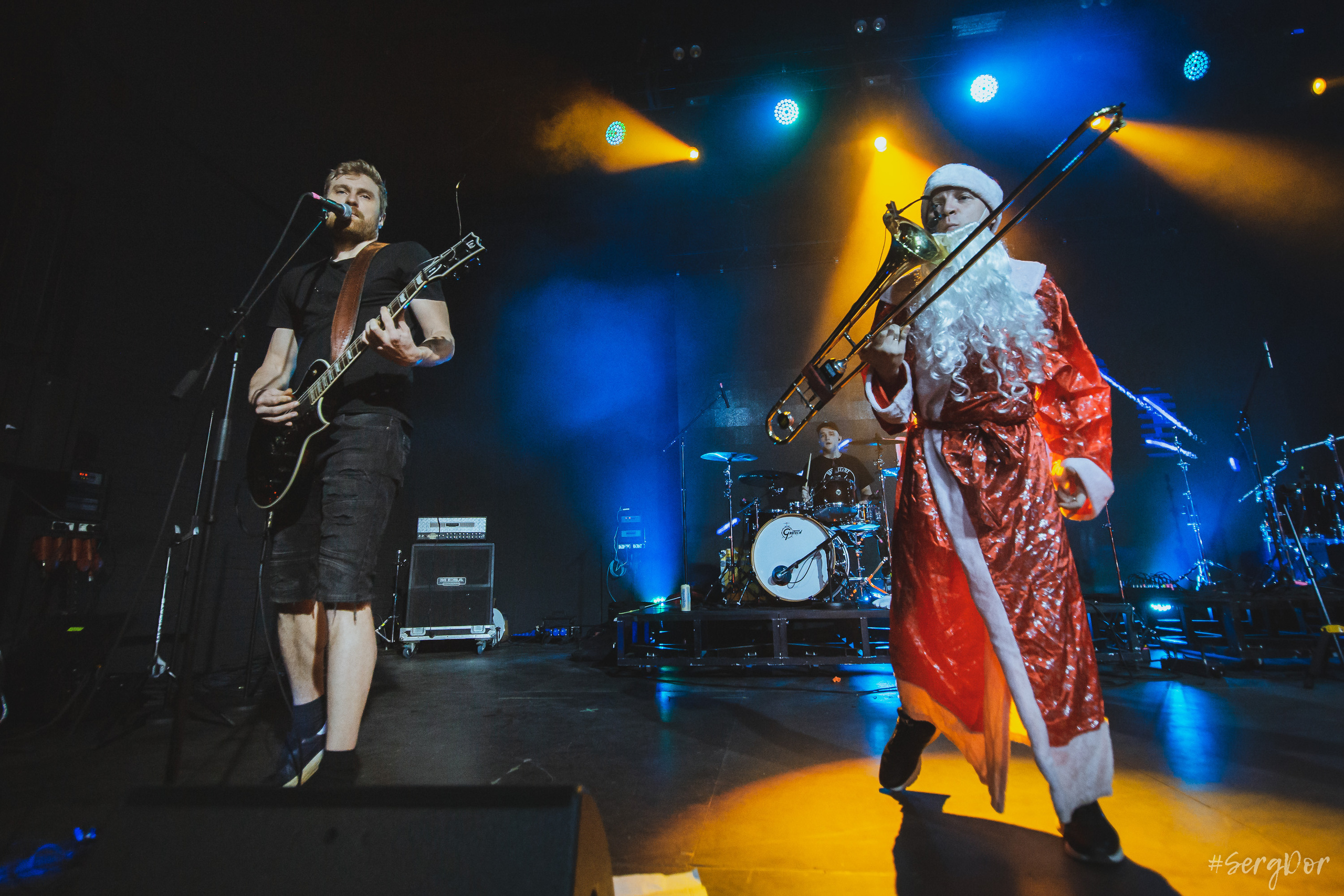 Включай Микрофон!, Sound Punk festival, 02.01.2023, фестиваль, зима, Санкт-Петербург, СПб, 2 января 2023 года, Севкабель, SergDor, день рождения, торт, ПНХС, #SergDor