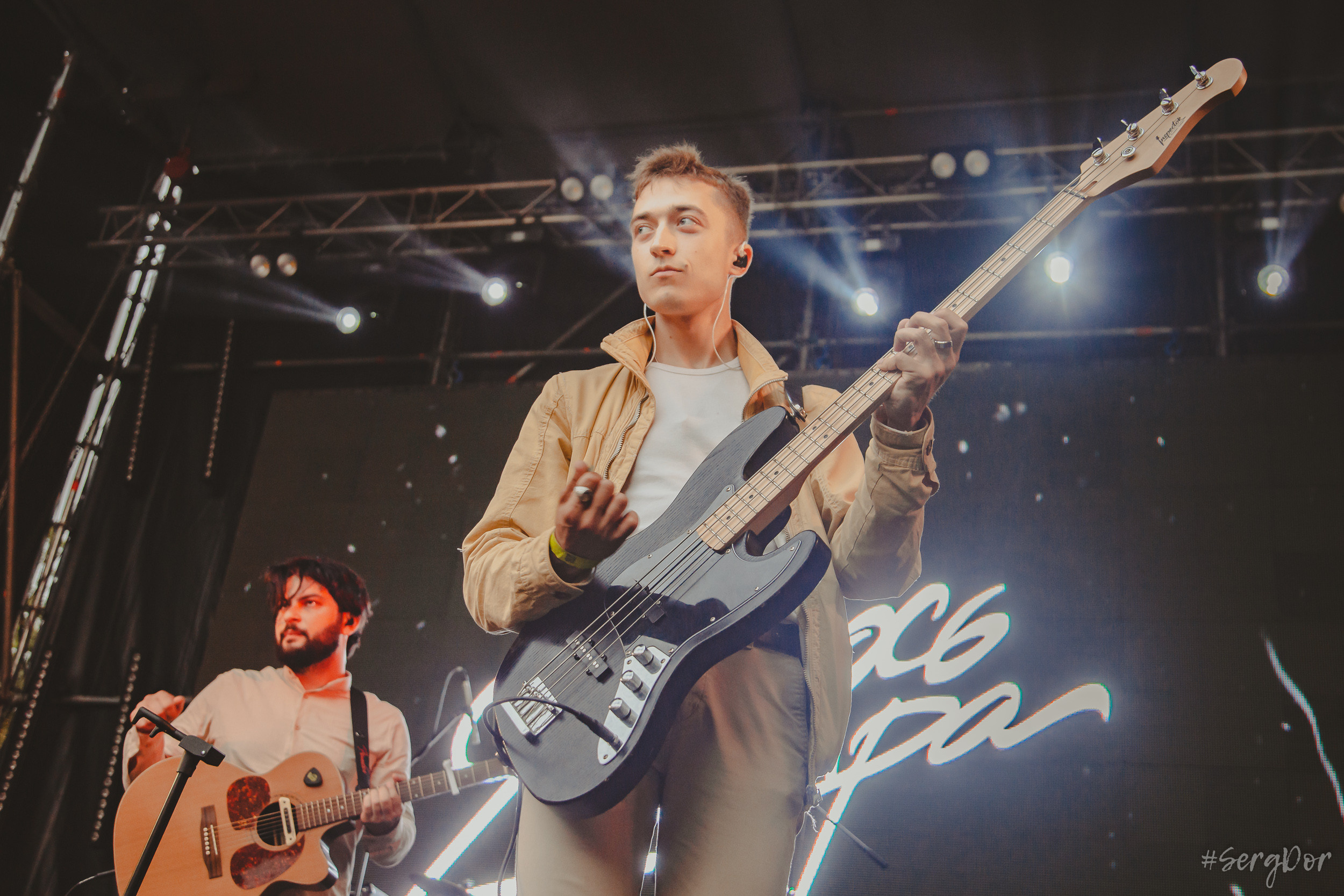 Все в сад, Макодзеба, Осталось два кадра, Сад Меншикова, 05.07.2023, SergDor, 5 июля 2023 года, Санкт-Петербург, зрители, дождь