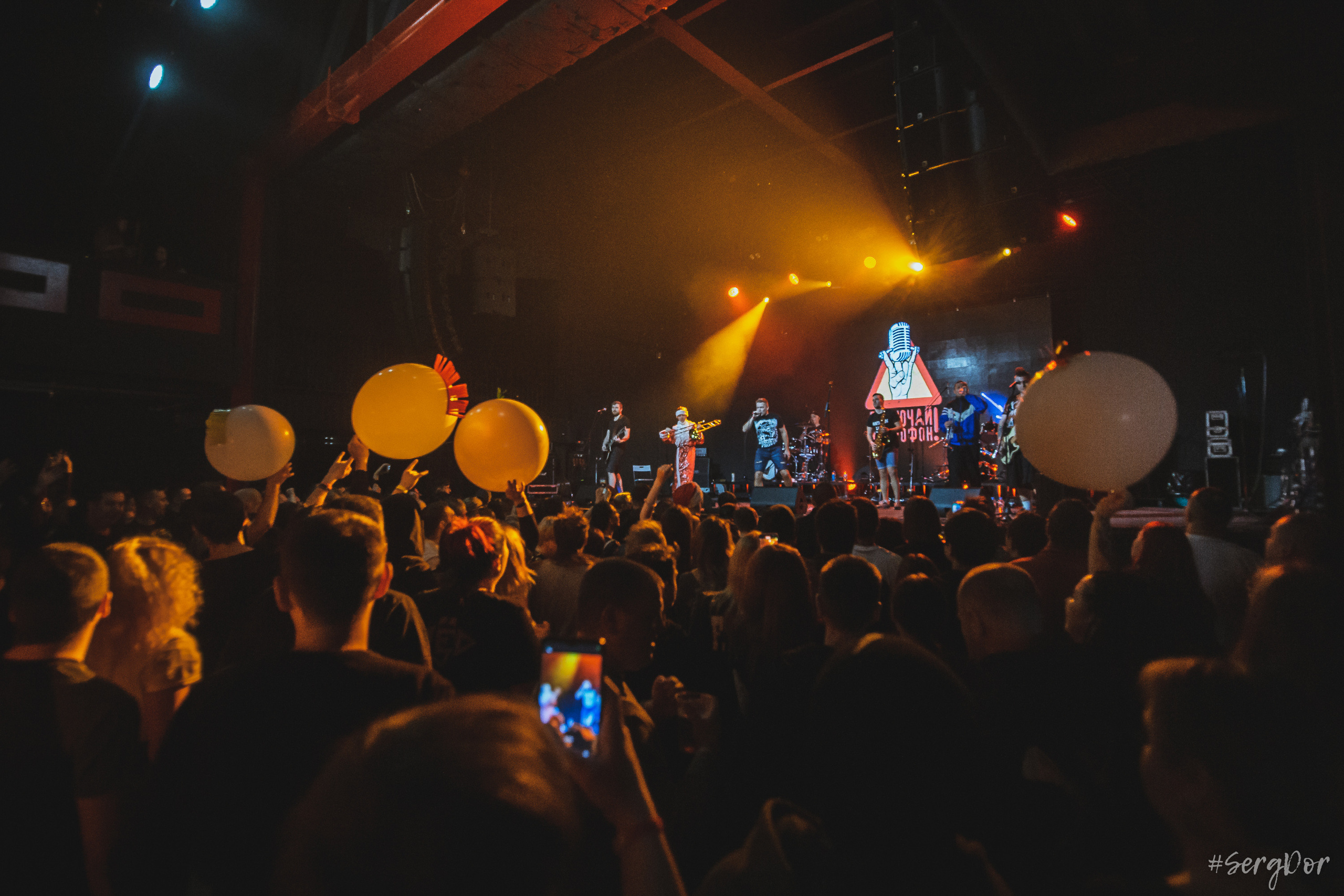 Включай Микрофон!, Sound Punk festival, 02.01.2023, фестиваль, зима, Санкт-Петербург, СПб, 2 января 2023 года, Севкабель, SergDor, день рождения, торт, ПНХС, #SergDor