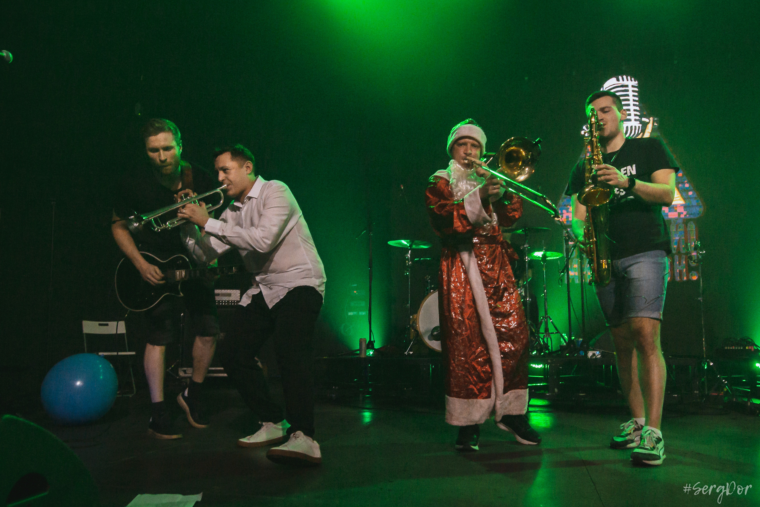 Включай Микрофон!, Sound Punk festival, 02.01.2023, фестиваль, зима, Санкт-Петербург, СПб, 2 января 2023 года, Севкабель, SergDor, день рождения, торт, ПНХС, #SergDor