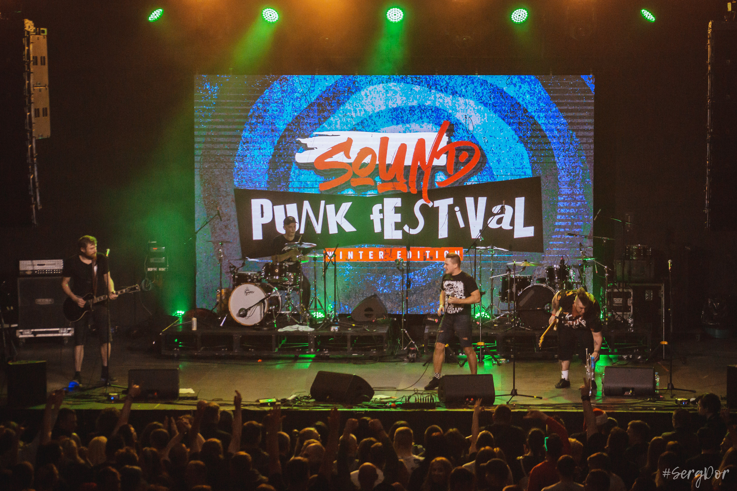 Включай Микрофон!, Sound Punk festival, 02.01.2023, фестиваль, зима, Санкт-Петербург, СПб, 2 января 2023 года, Севкабель, SergDor, день рождения, торт, ПНХС, #SergDor