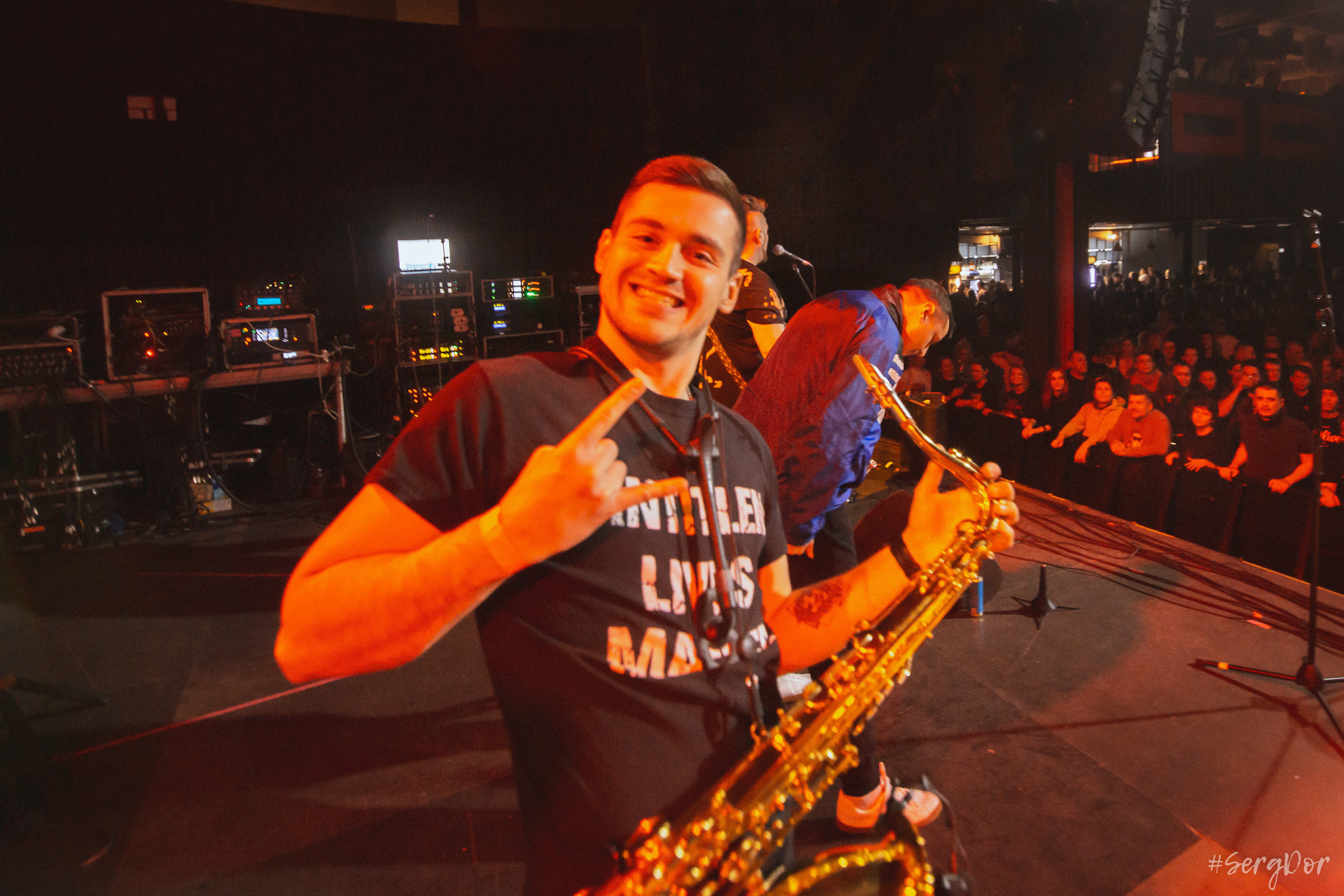 Включай Микрофон!, Sound Punk festival, 02.01.2023, фестиваль, зима, Санкт-Петербург, СПб, 2 января 2023 года, Севкабель, SergDor, день рождения, торт, ПНХС, #SergDor