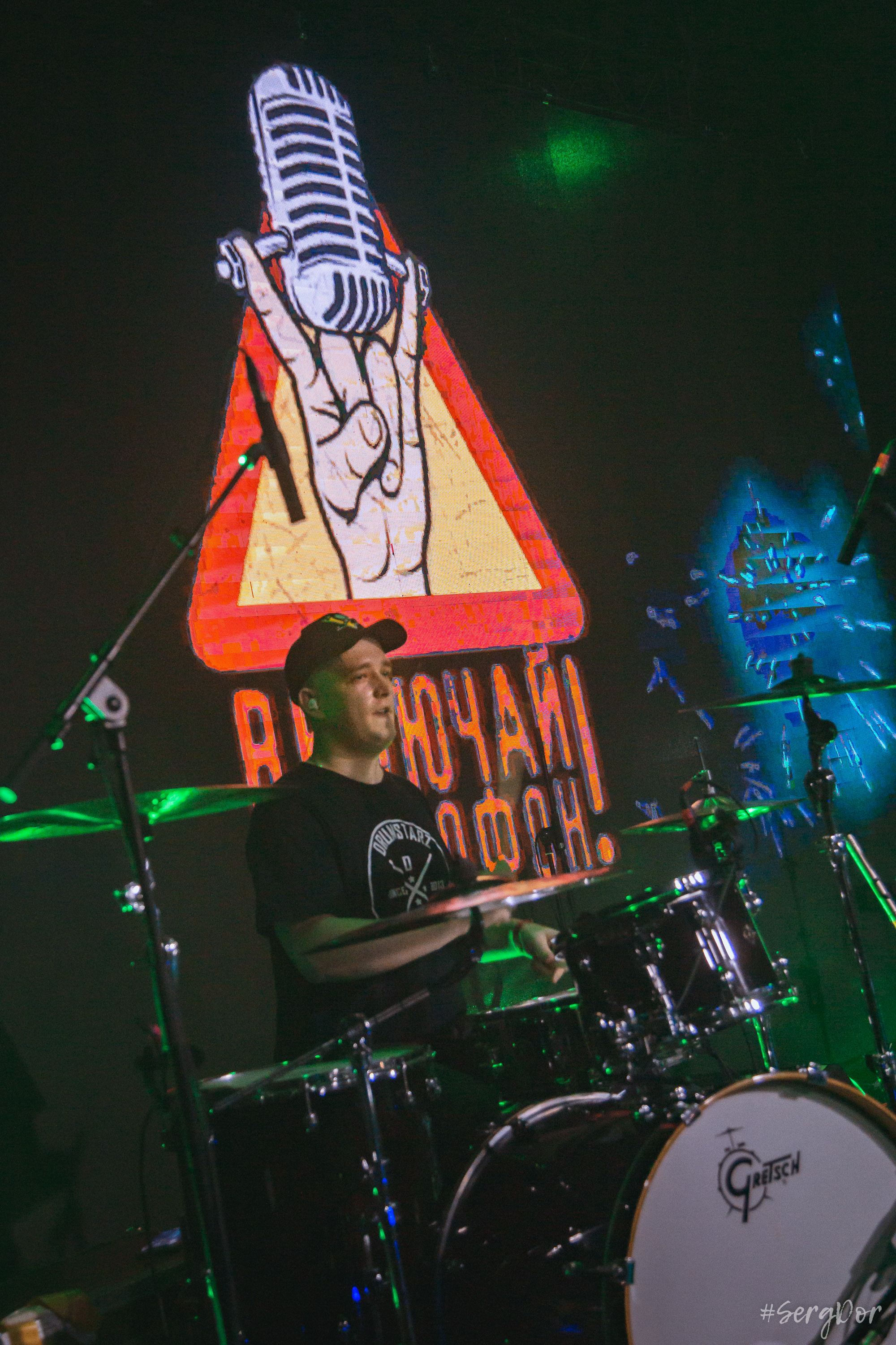 Включай Микрофон!, Sound Punk festival, 02.01.2023, фестиваль, зима, Санкт-Петербург, СПб, 2 января 2023 года, Севкабель, SergDor, день рождения, торт, ПНХС, #SergDor