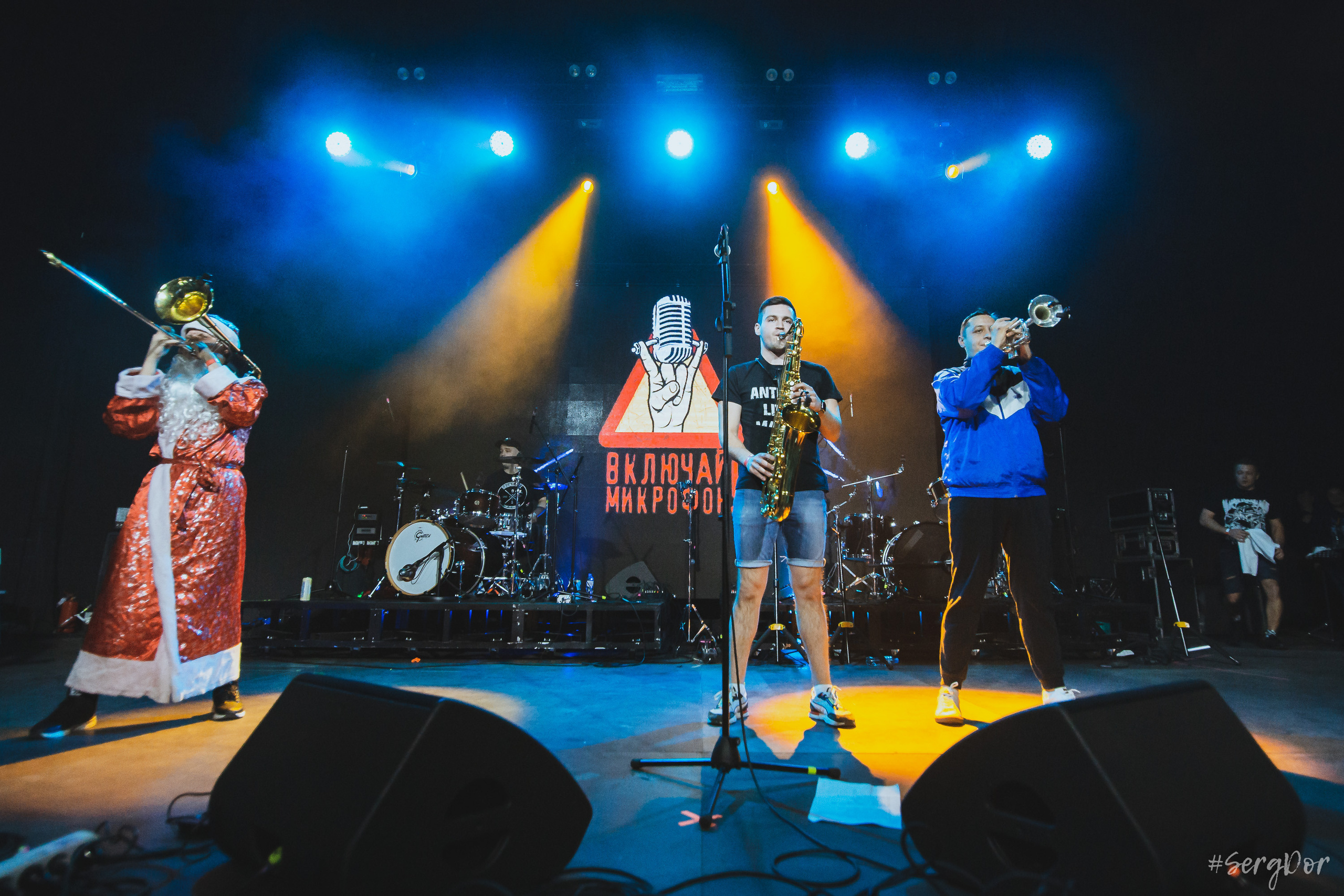 Включай Микрофон!, Sound Punk festival, 02.01.2023, фестиваль, зима, Санкт-Петербург, СПб, 2 января 2023 года, Севкабель, SergDor, день рождения, торт, ПНХС, #SergDor