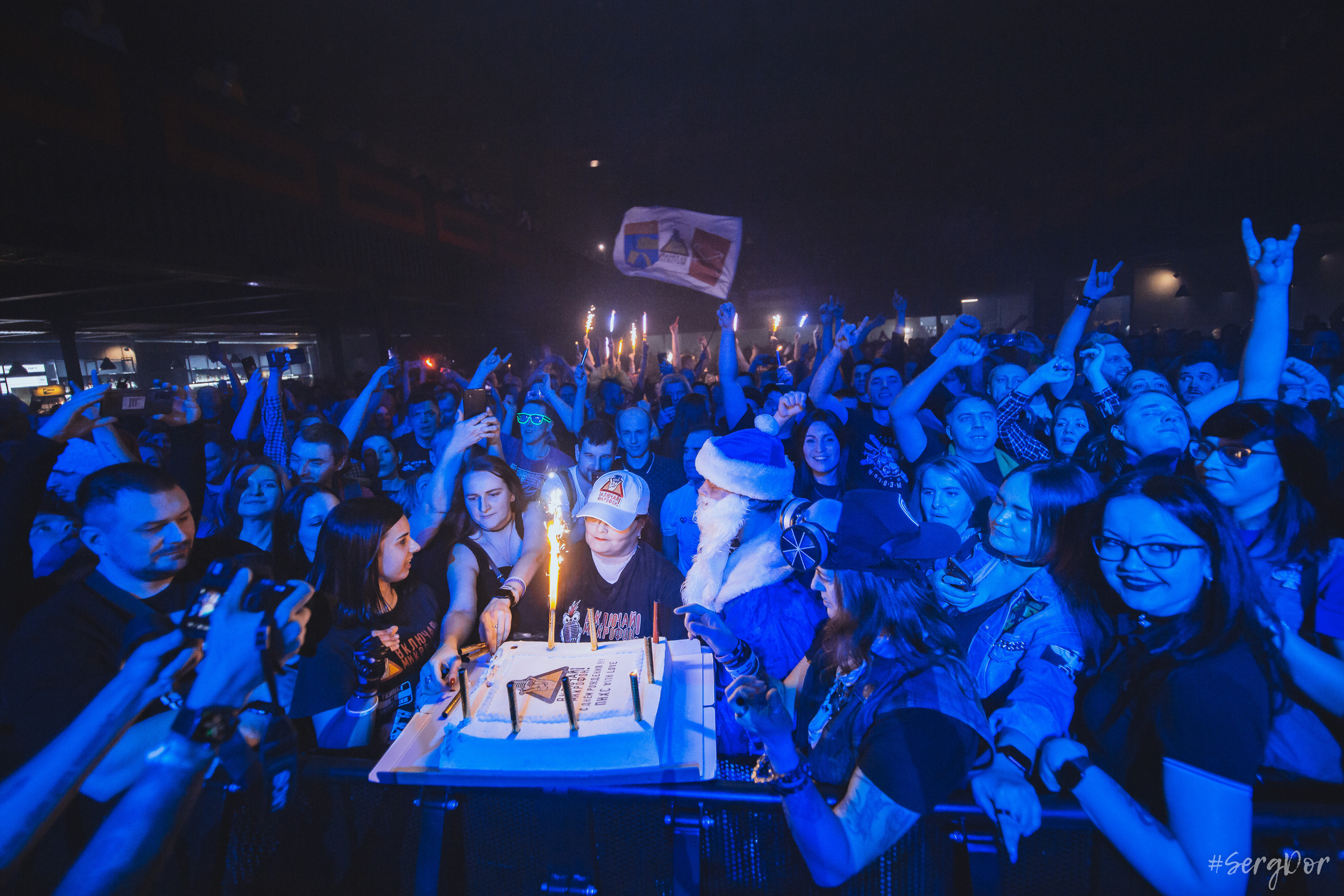 Включай Микрофон!, Sound Punk festival, 02.01.2023, фестиваль, зима, Санкт-Петербург, СПб, 2 января 2023 года, Севкабель, SergDor, день рождения, торт, ПНХС, #SergDor