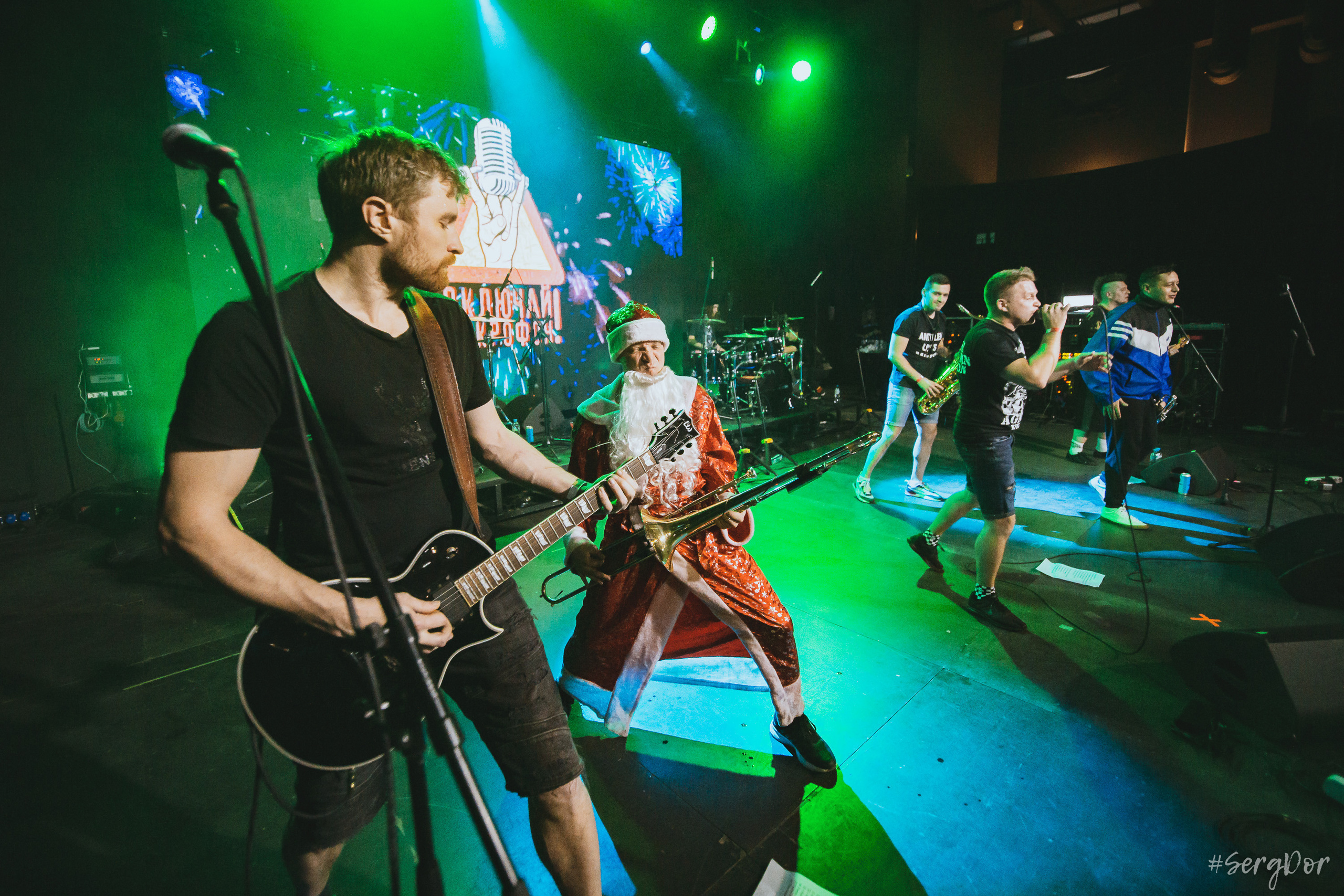 Включай Микрофон!, Sound Punk festival, 02.01.2023, фестиваль, зима, Санкт-Петербург, СПб, 2 января 2023 года, Севкабель, SergDor, день рождения, торт, ПНХС, #SergDor