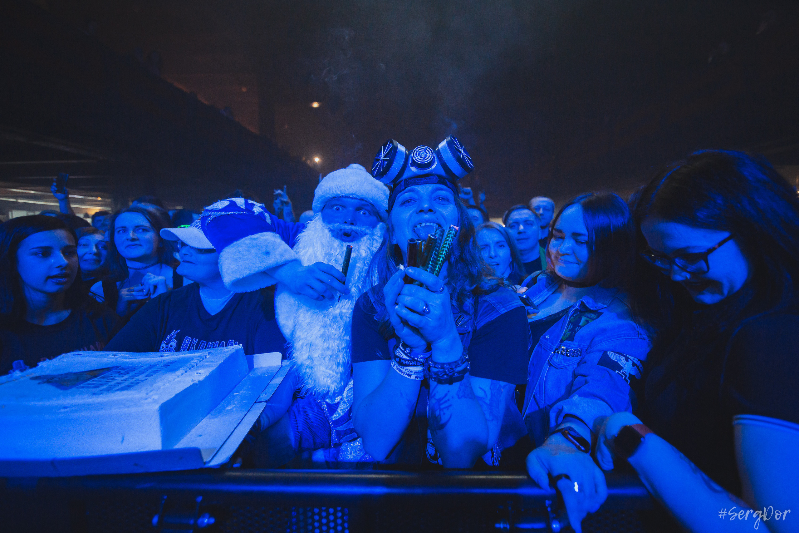 Включай Микрофон!, Sound Punk festival, 02.01.2023, фестиваль, зима, Санкт-Петербург, СПб, 2 января 2023 года, Севкабель, SergDor, день рождения, торт, ПНХС, #SergDor