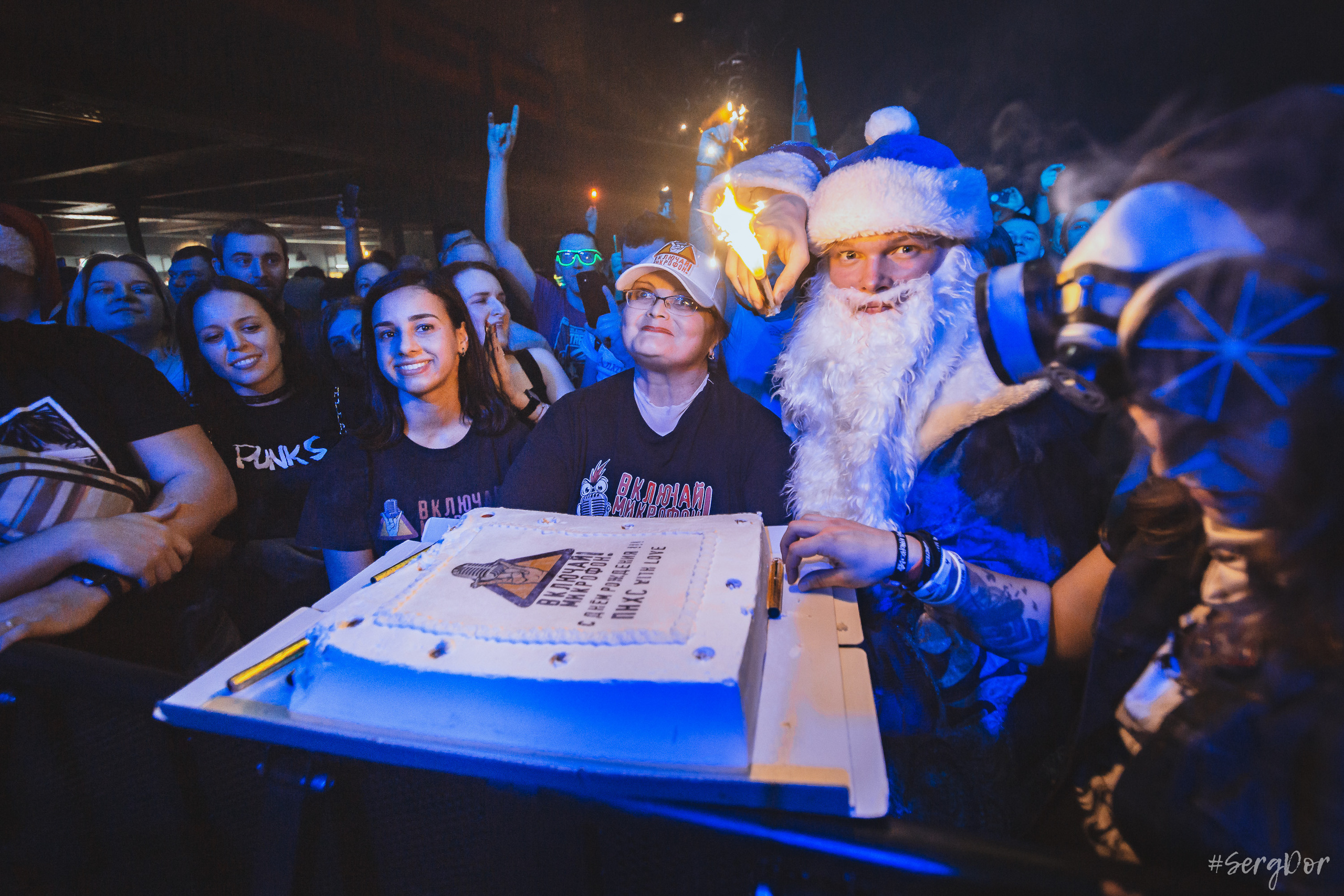 Включай Микрофон!, Sound Punk festival, 02.01.2023, фестиваль, зима, Санкт-Петербург, СПб, 2 января 2023 года, Севкабель, SergDor, день рождения, торт, ПНХС, #SergDor