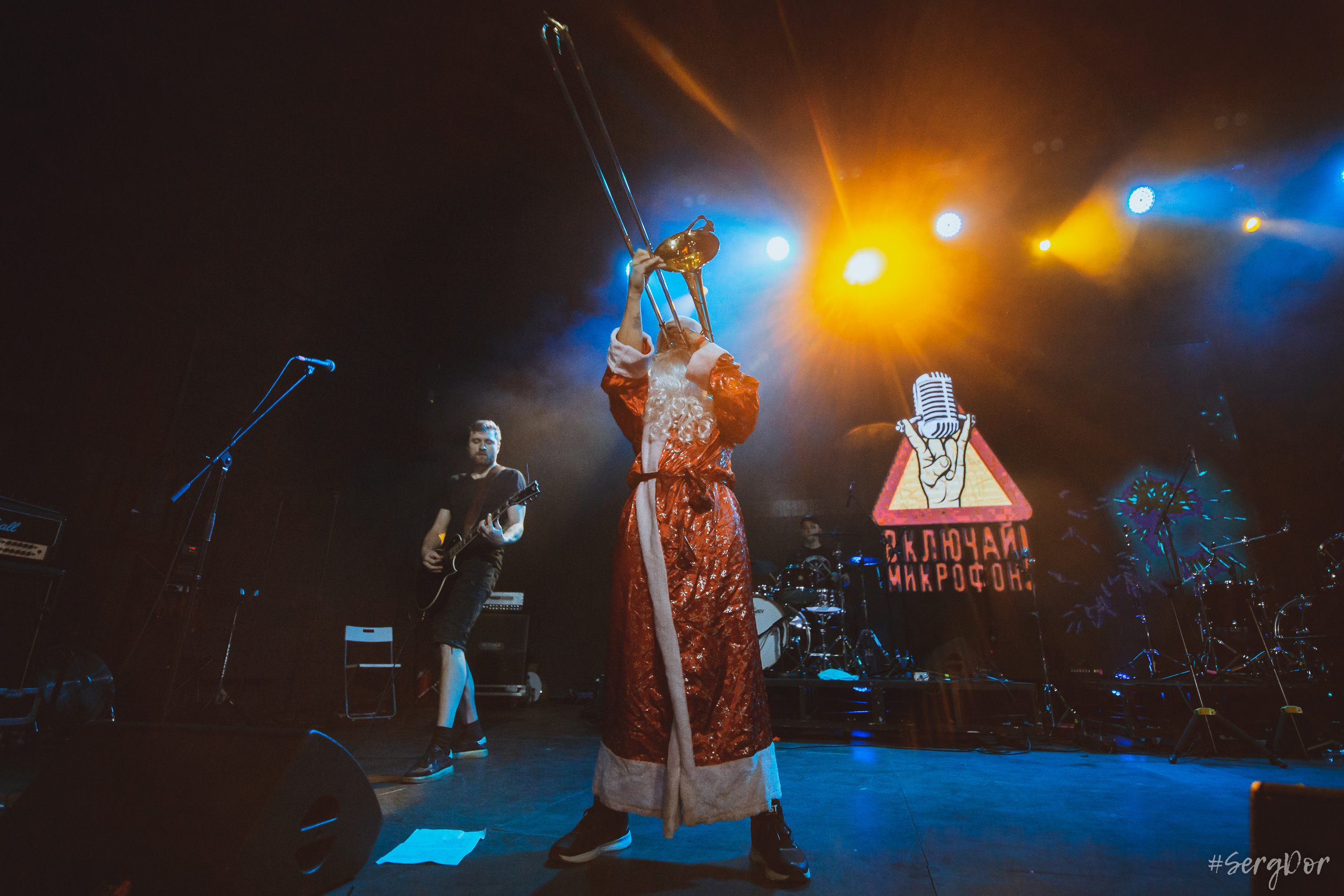 Включай Микрофон!, Sound Punk festival, 02.01.2023, фестиваль, зима, Санкт-Петербург, СПб, 2 января 2023 года, Севкабель, SergDor, день рождения, торт, ПНХС, #SergDor