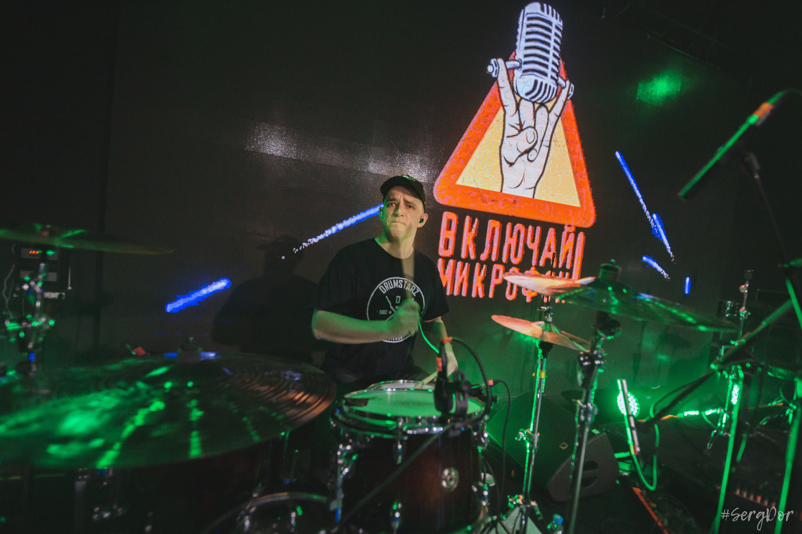 Включай Микрофон!, Sound Punk festival, 02.01.2023, фестиваль, зима, Санкт-Петербург, СПб, 2 января 2023 года, Севкабель, SergDor, день рождения, торт, ПНХС, #SergDor