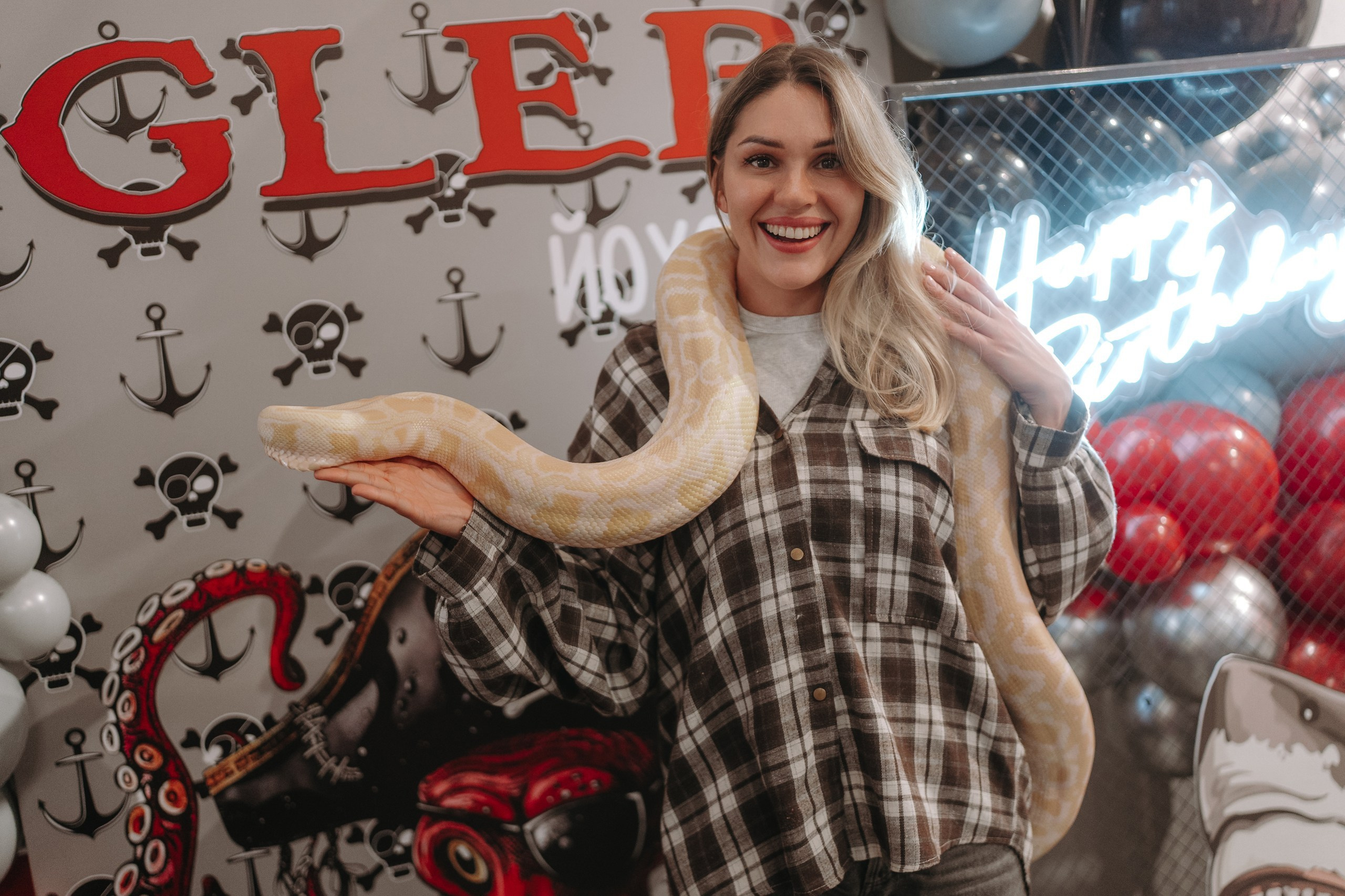 ИВЕНТ РУМ УФА, ФОТОСЕССИЯ ДНЯ РОЖДЕНИЯ, ФОТОГРАФ НА МЕРОПРИЯТИЕ