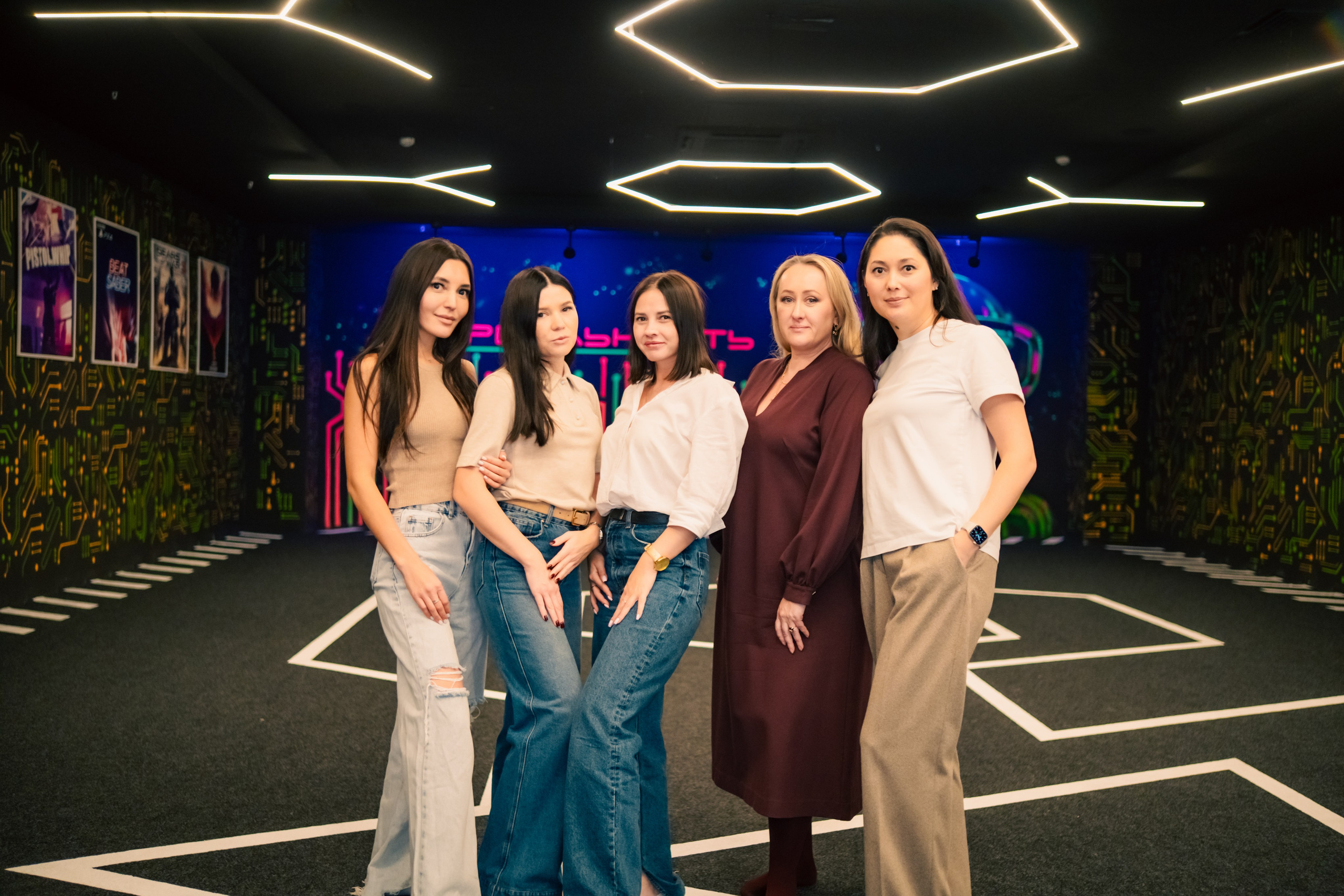 VR April-May. Felixtones