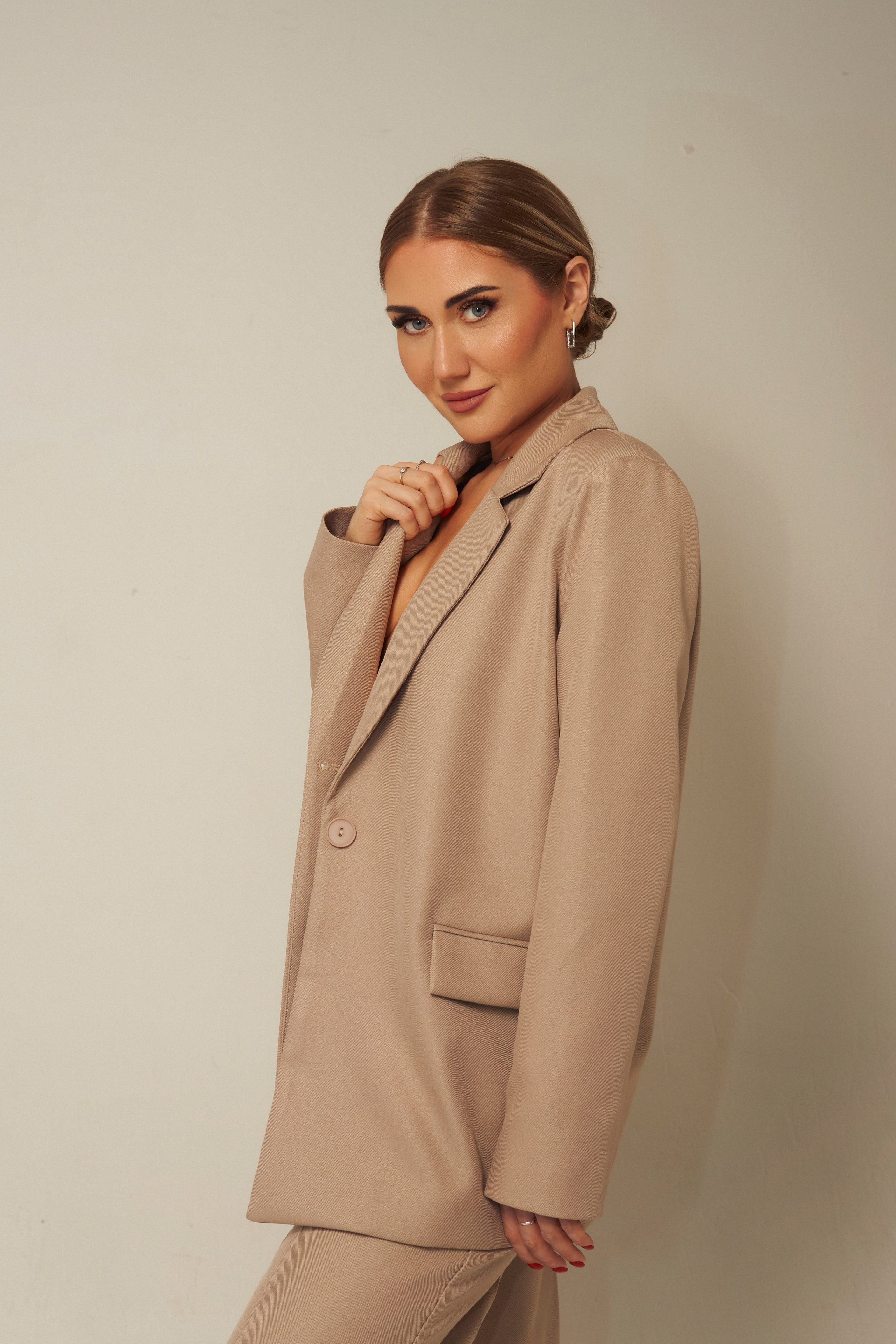 Бизнес портрет. Меня зовут Аня, я фотограф в Москве