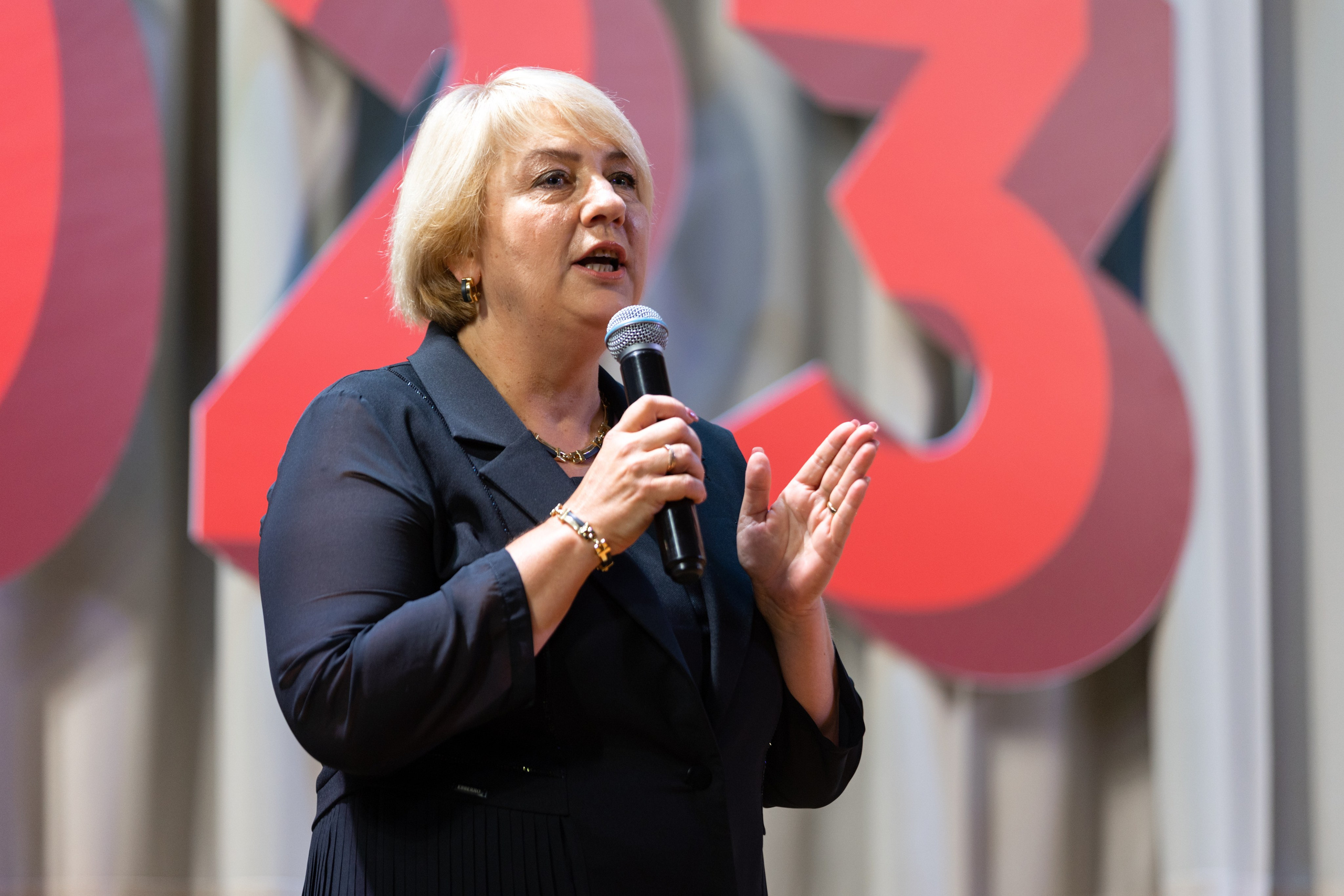 Вручение дипломов. Фотограф в Москве Даша Зуева