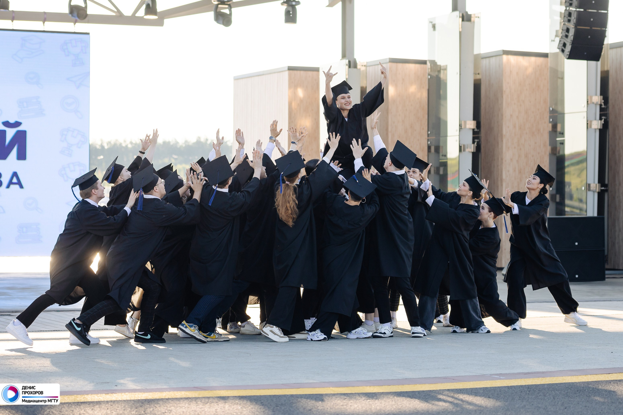 Выпускной МГТУ им. Г. И. Носова — 2024 // 17.07.2024. Денис Прохоров Фотограф в г. Магнитогорск