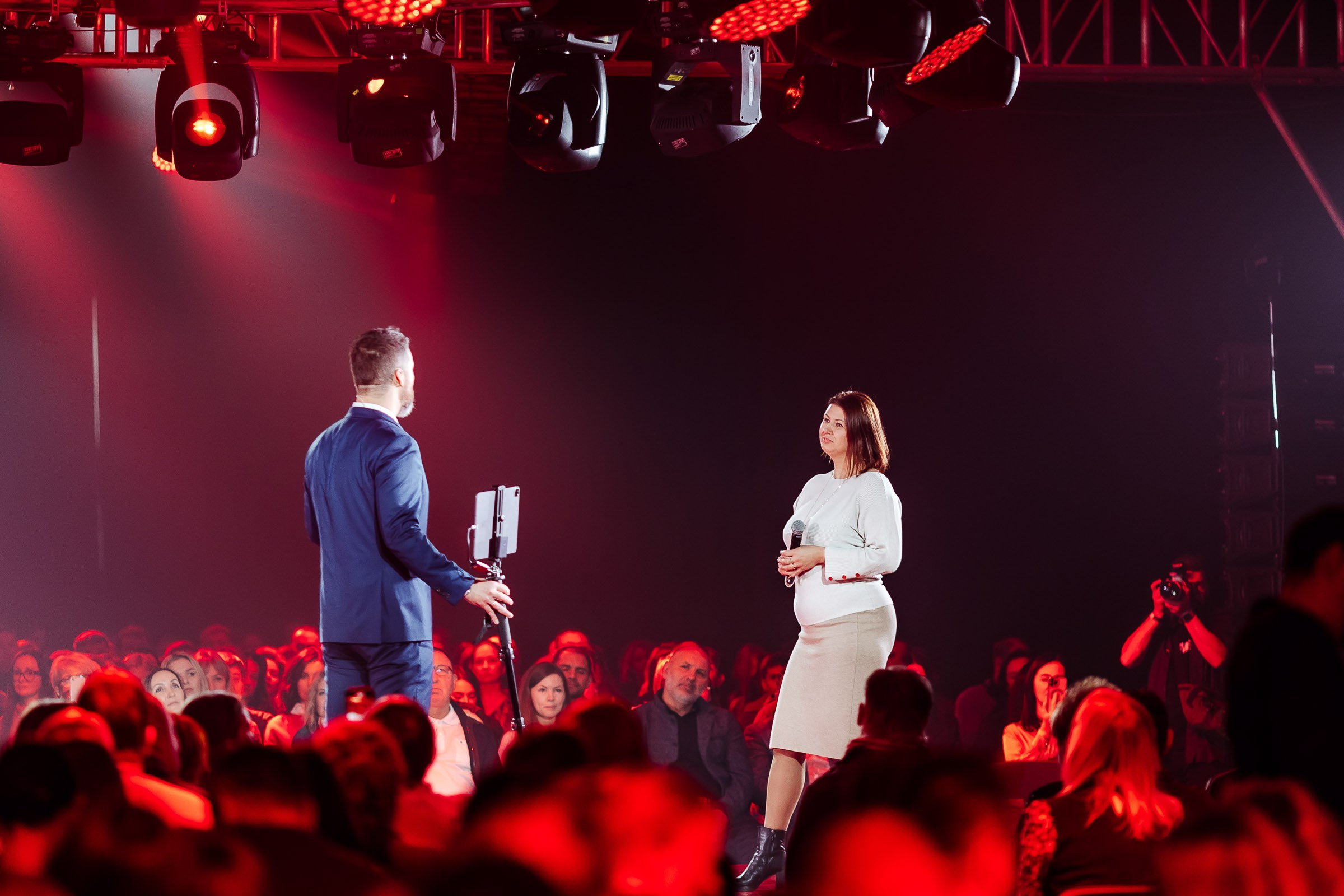 Альфа Конфа. Кадровик продакшн: Фото и видеосъемка форумов, конференций, масштабных событий в Иркутске