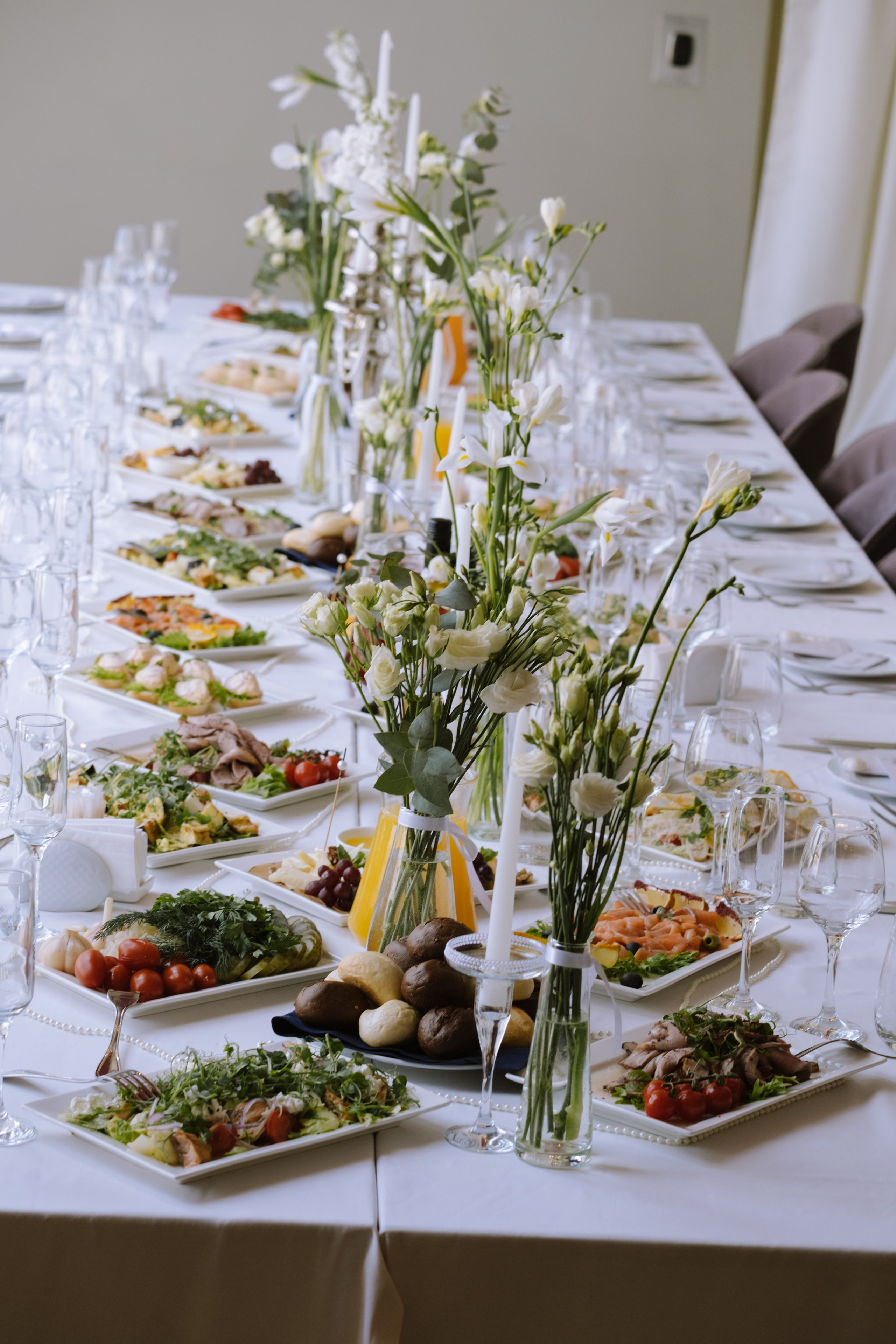 СВАДЕБНЫЙ БАНКЕТ НА ВЛАДИМИРСКОЙ В САНКТ-ПЕТЕРБУРГЕ (КАМЕРНАЯ СВАДЬБА). Профессиональный фотограф, Санкт-Петербург — Виктория Богомолова