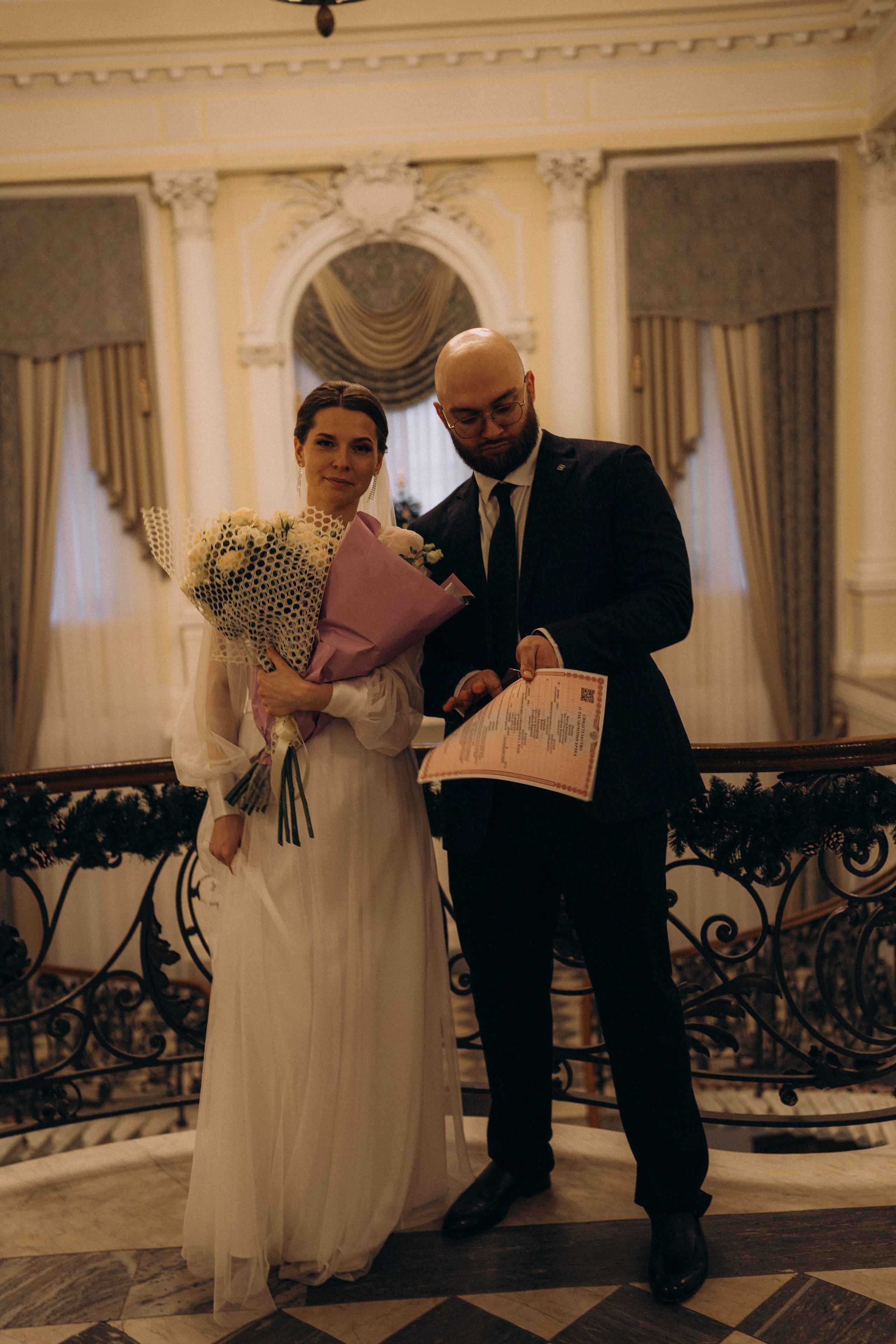 СВАДЕБНАЯ СЬЕМКА ВО ВТОРОМ ДВОРЦЕ (ДЕКАБРЬ) ТАКЖЕ СЬЕМКА В СТУДИИ НА ЧЕРНЫШЕВСКОЙ. Профессиональный фотограф, Санкт-Петербург — Виктория Богомолова