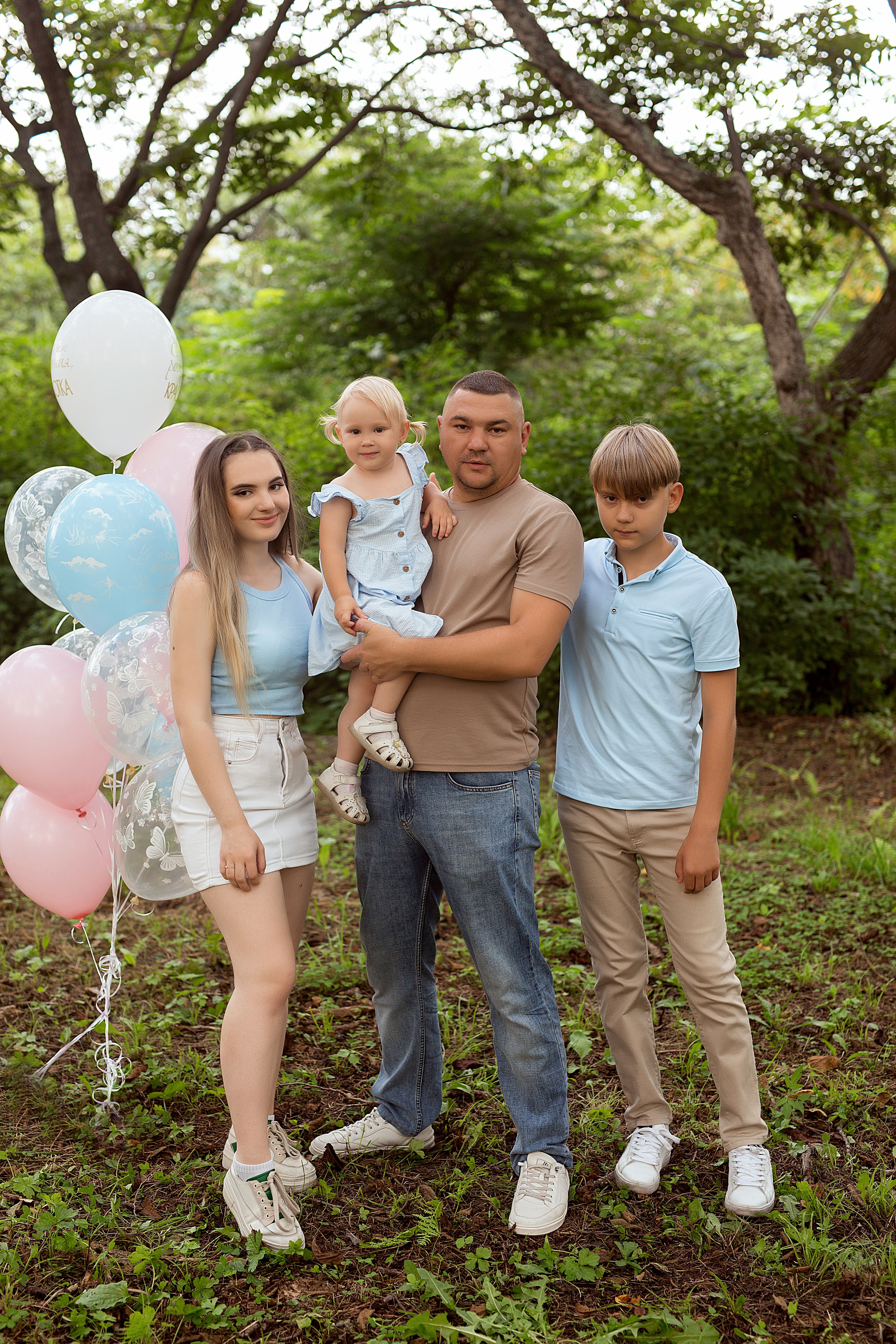 Тае 2 годика. Людмила Далидович топовый семейный фотограф Находка/Владивосток