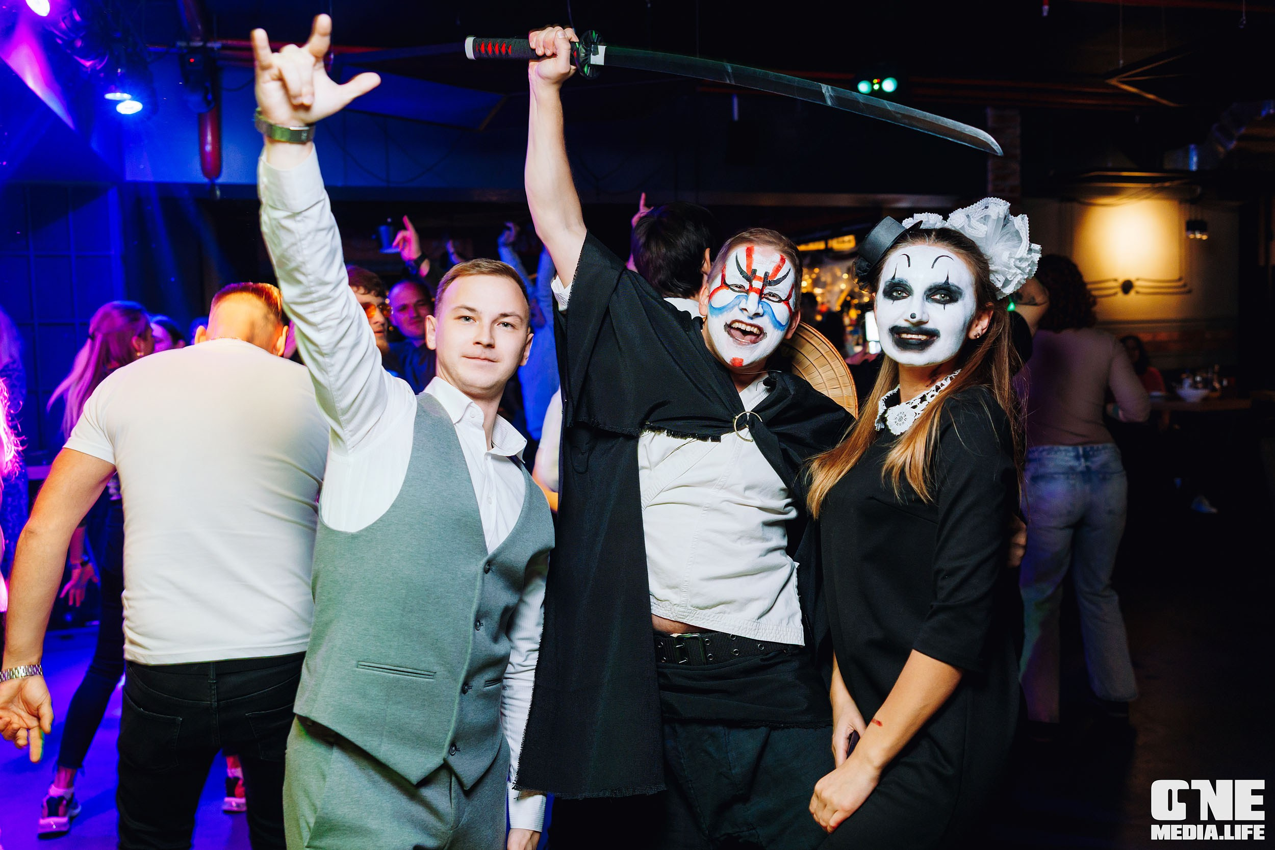 Фоторепортаж из бара Баррэ. One Media Life: фоторепортажи, фотоотчеты с мероприятий и заведений