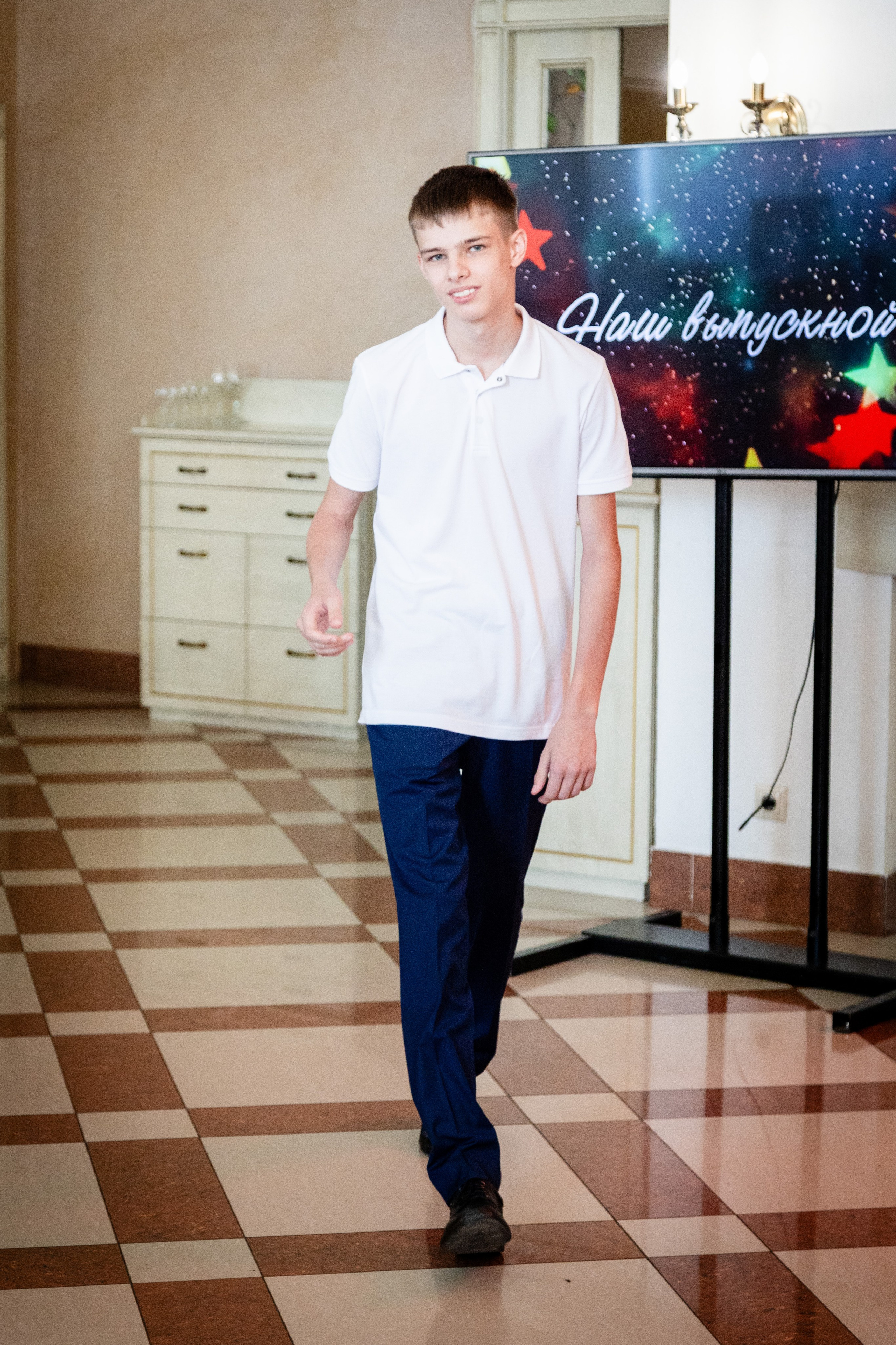 Школьный выпускной. Детский фотограф видеограф в Хабаровске Михаил Орлов