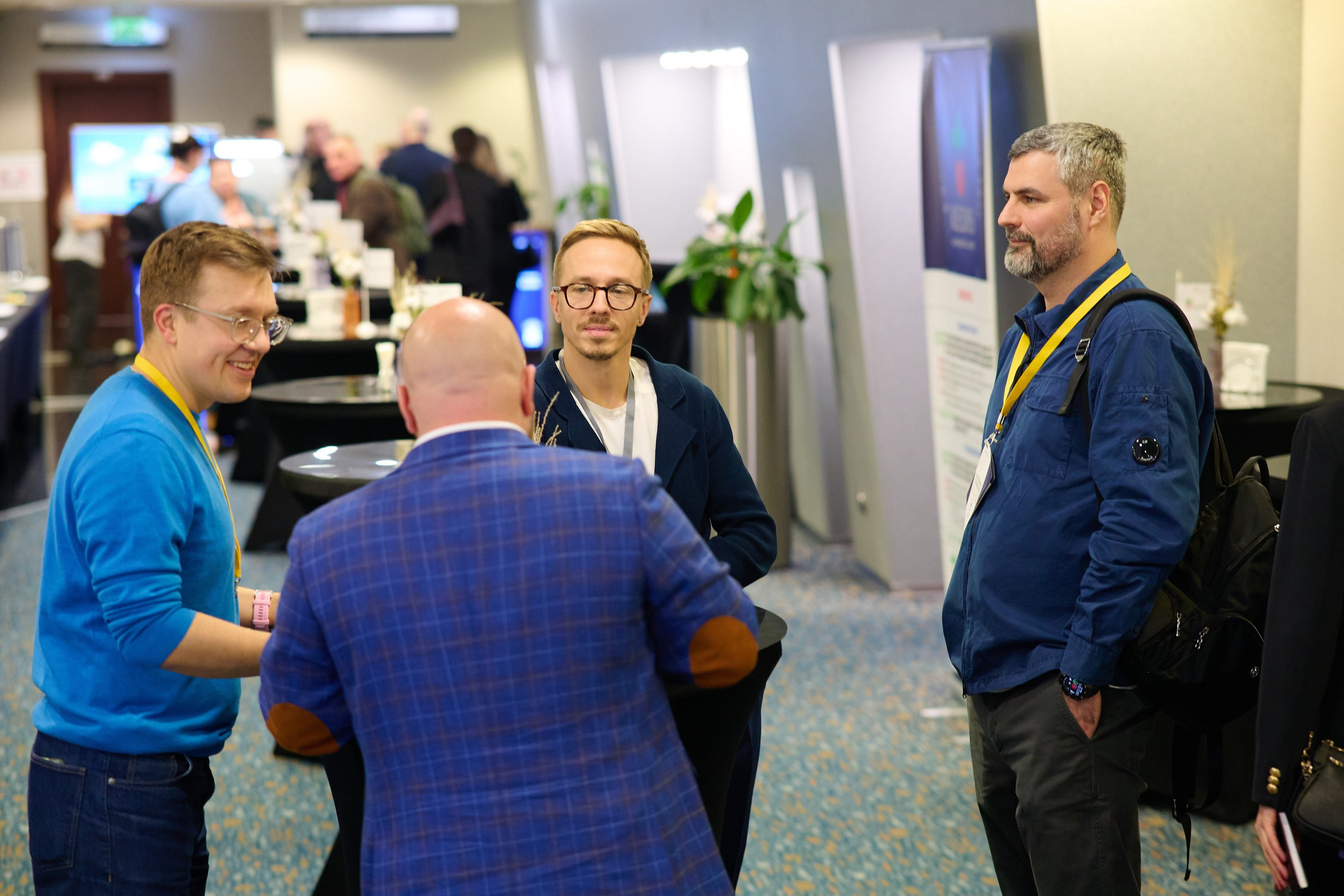 Redis Business Class — В фокусе. Планы и стратегии 2025. Репортажный фотограф в Москве и Санкт-Петербурге — Профессиональная съёмка мероприятий | Данила Золкин