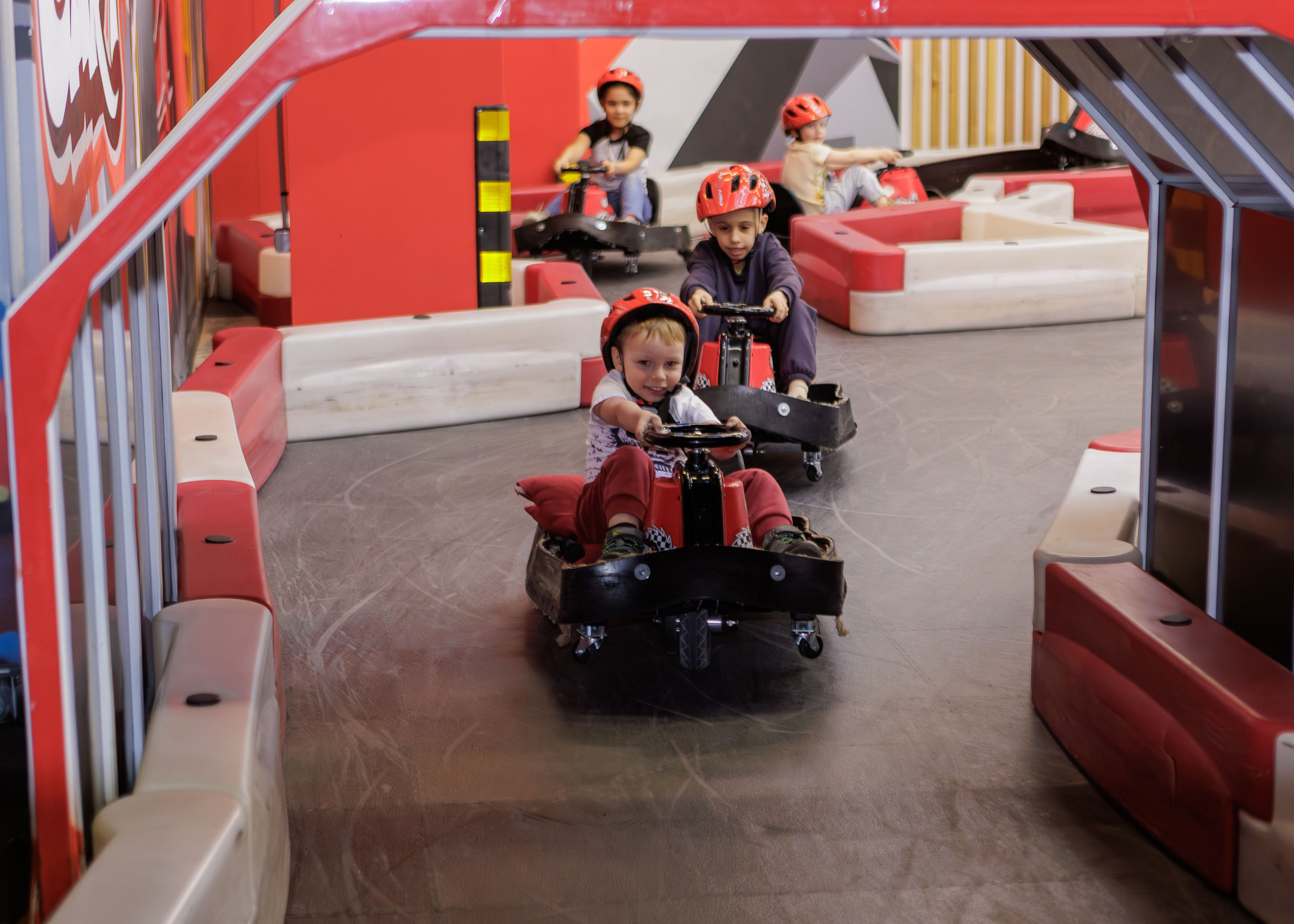День рождения Дмитрия. Семейный и детский фотограф в Москве Юлия