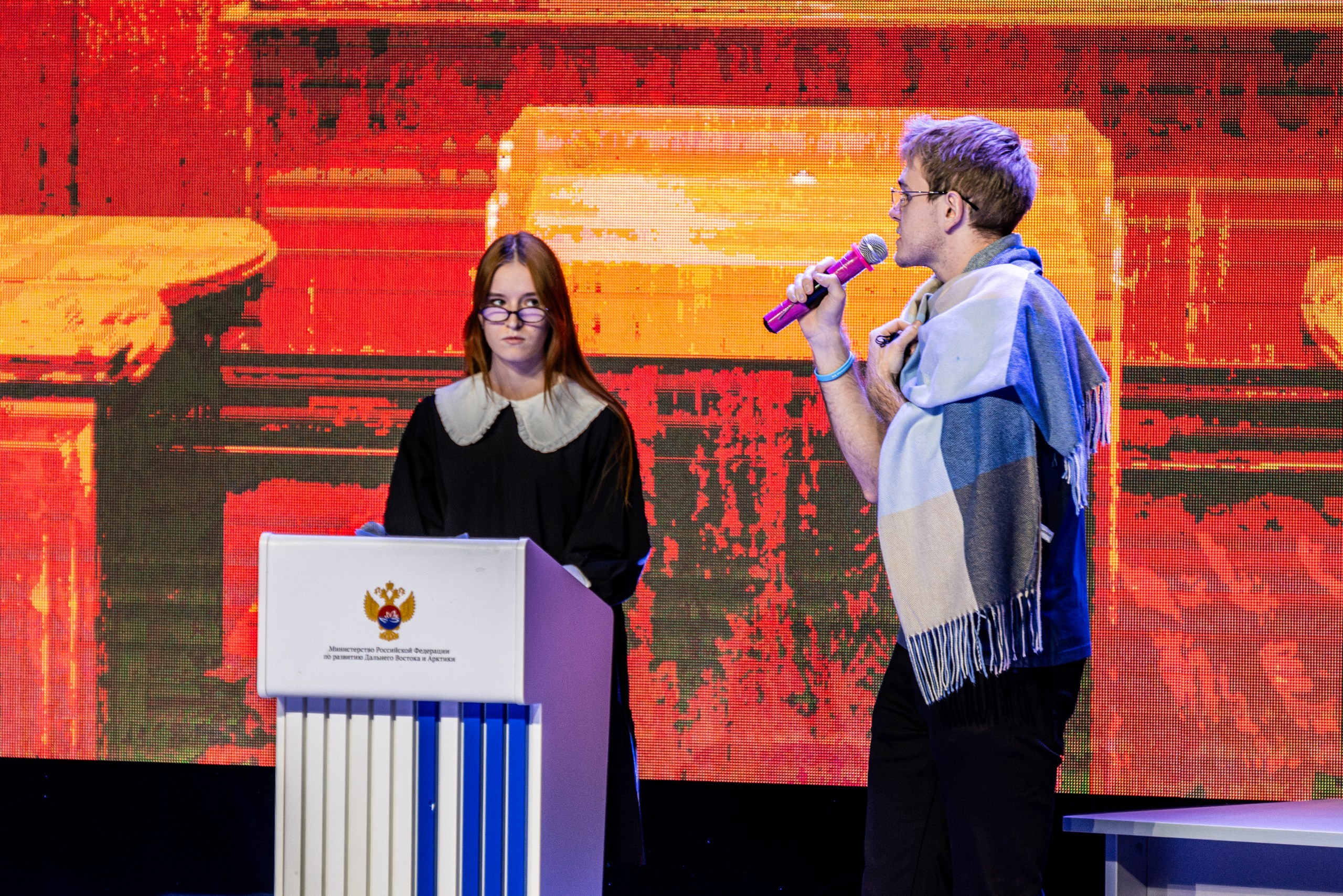 Посвящение в студенты ЮШ 2025. Репортажный и портретный фотограф во Владивостоке Денис Седов