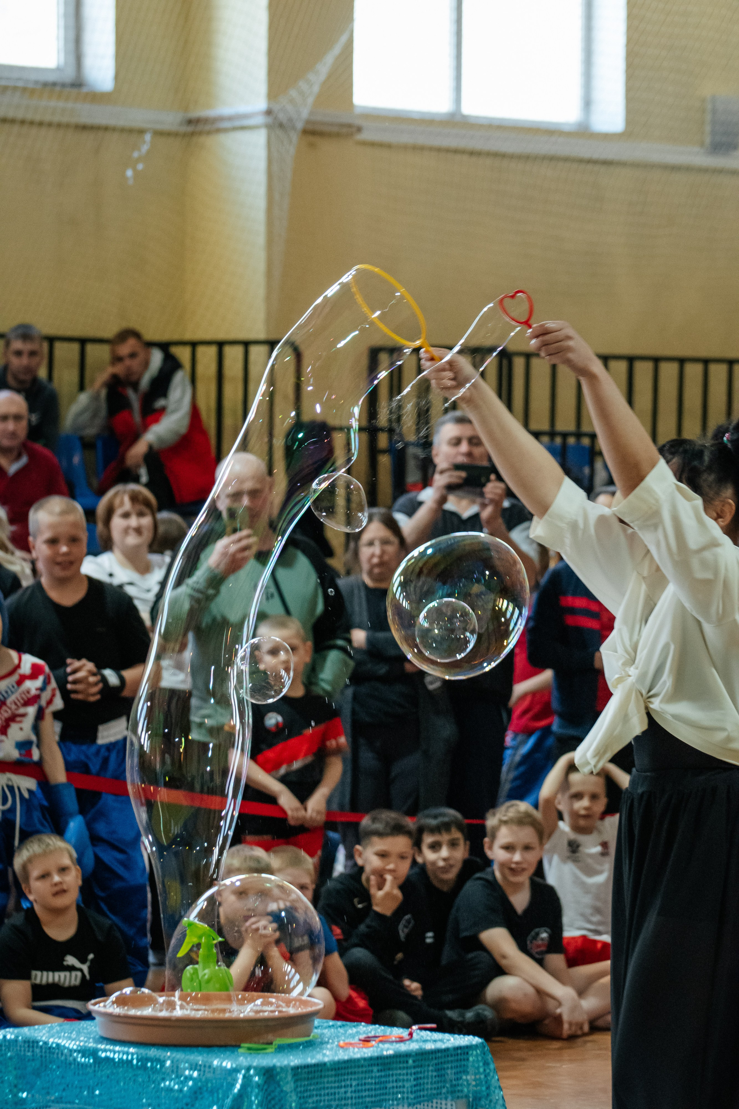 Шоу мыльных пузырей для детей