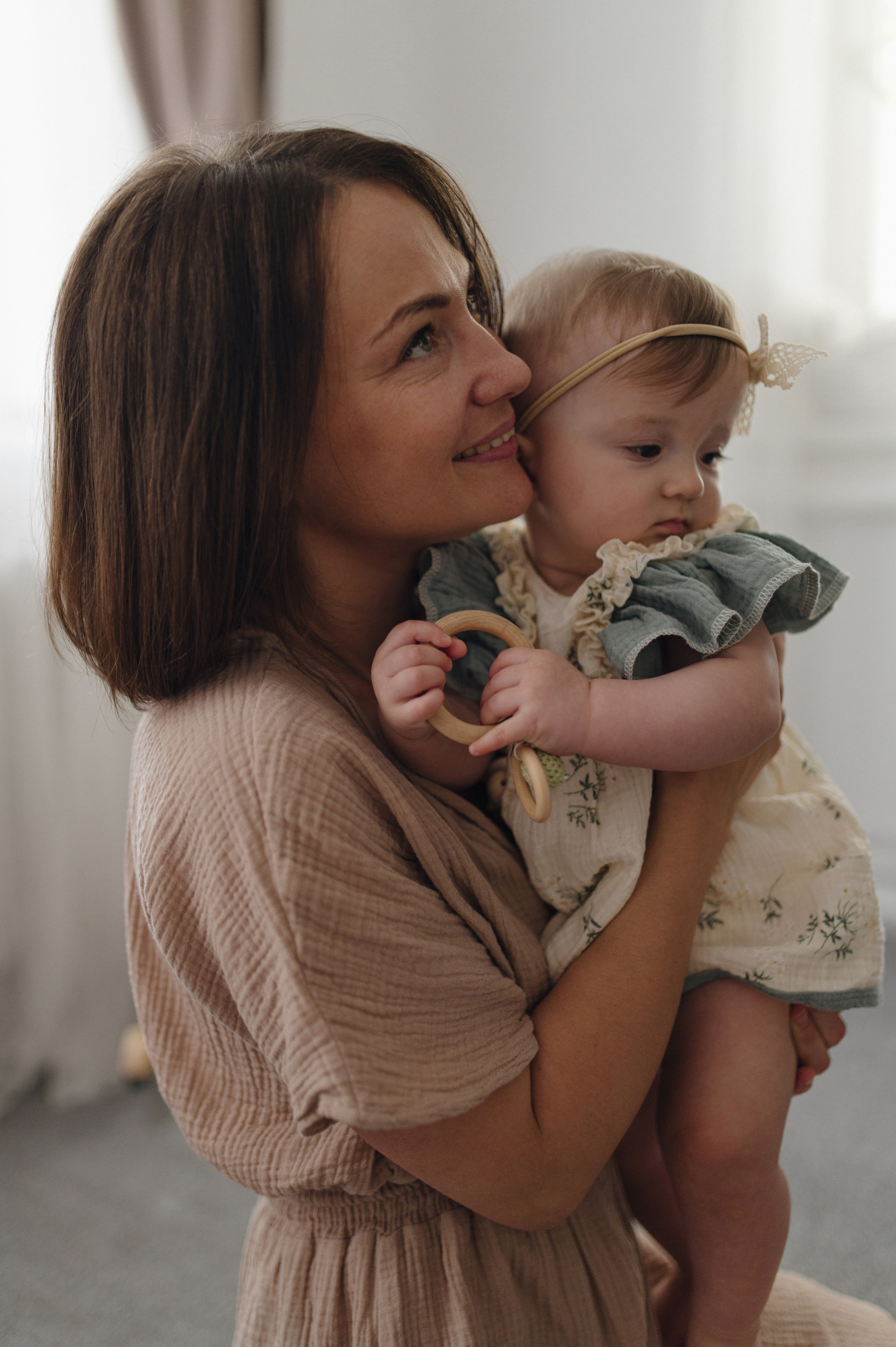 Ульяна, Яша и Лия. Домашняя история. Свадебный фотограф Москва и Санкт-Петербург. Анастасия Чудина