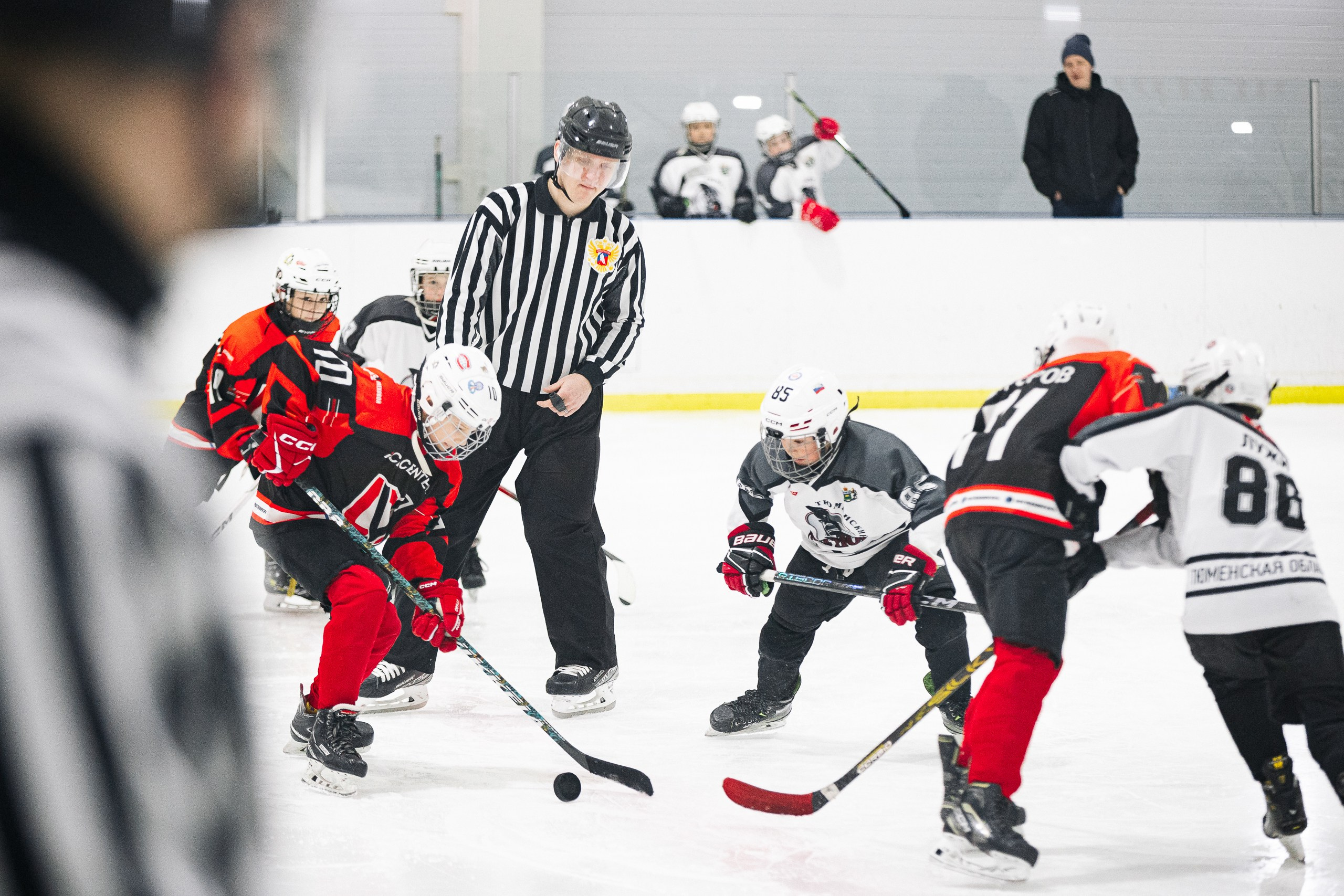 Первенство Тюмени по хоккею. MIG — студия спортивной фотографии Михаила Голянского
