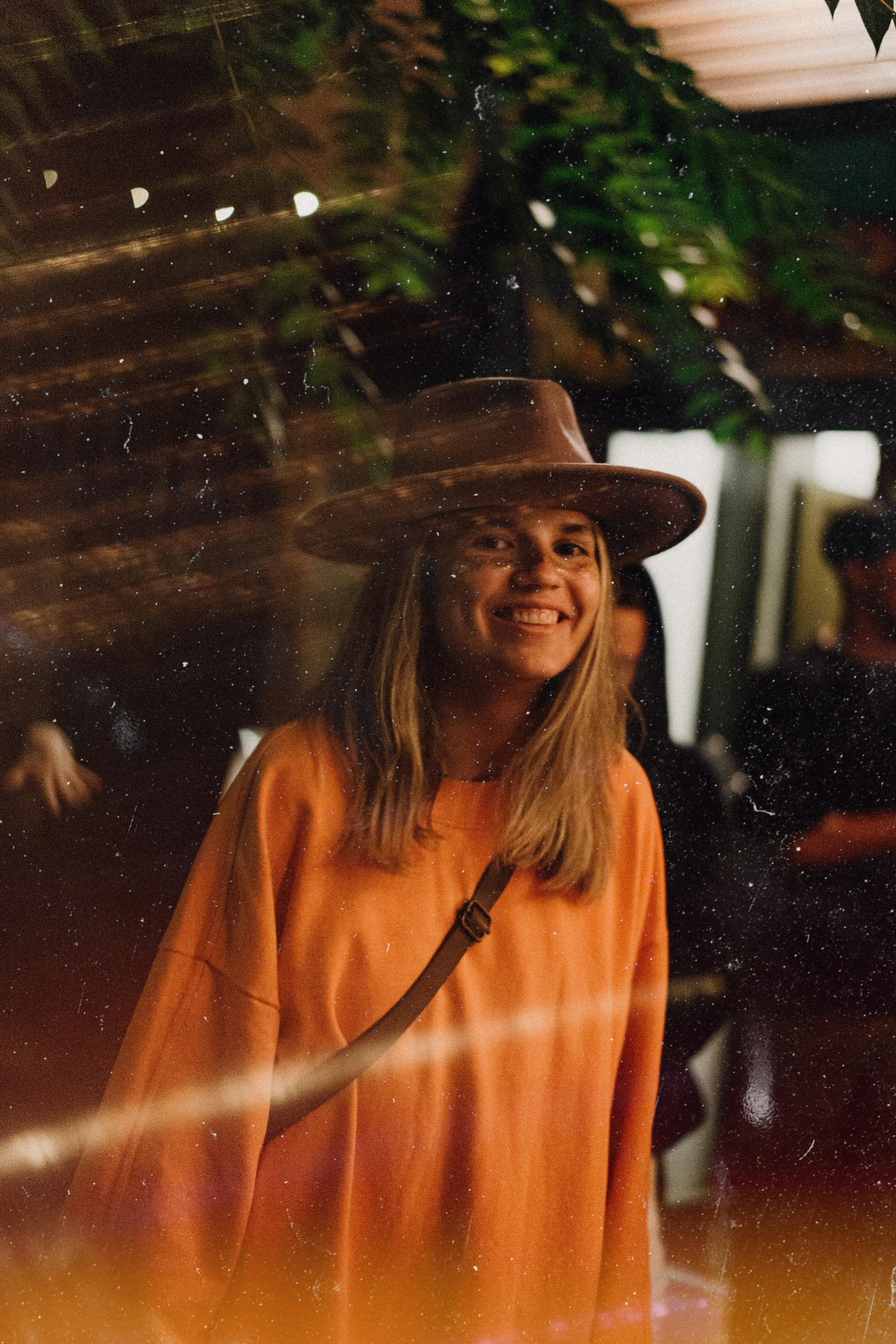 Видео кемп Syntesfilm. Портретный арт и репортажный фотограф в Нячанге Ульяхина Полина