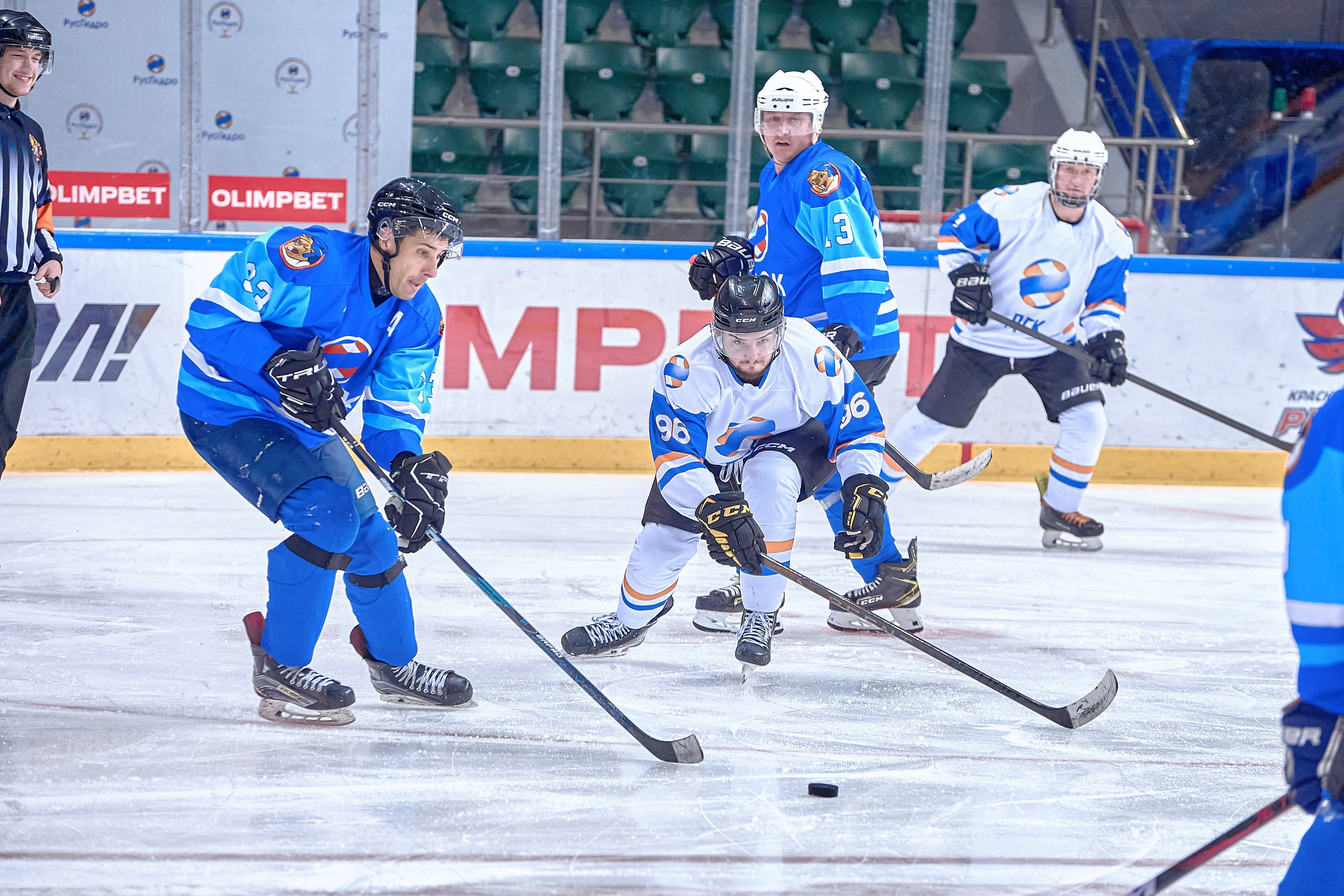 Платинум Арена — Хоккей — РусГидро. Фотограф Яковлев Роман — Красноярск