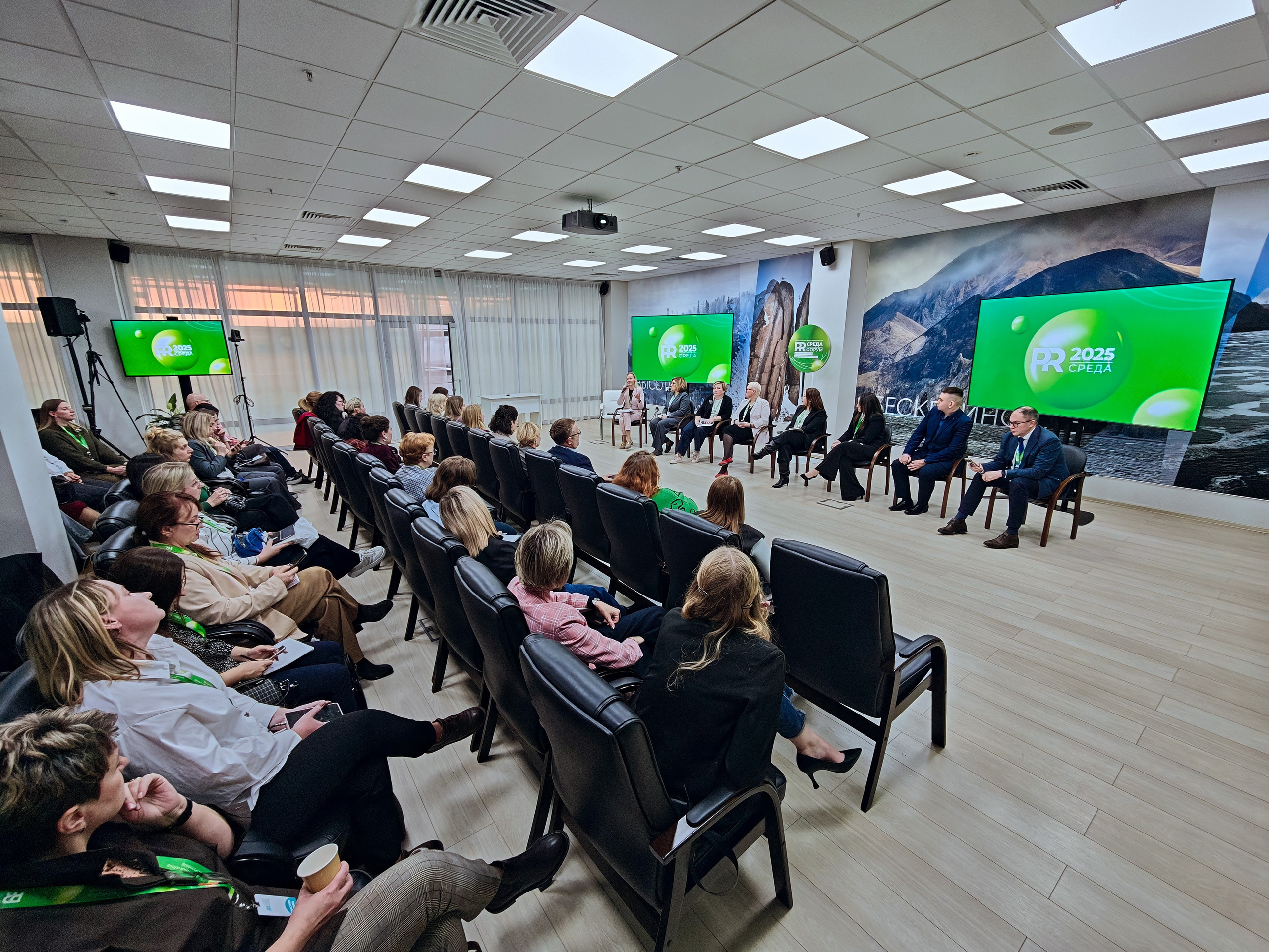 PR Среда в СФУ — СНЯТО НА СМАРТФОН (2 дня съёмок). Фотограф Яковлев Роман — Красноярск