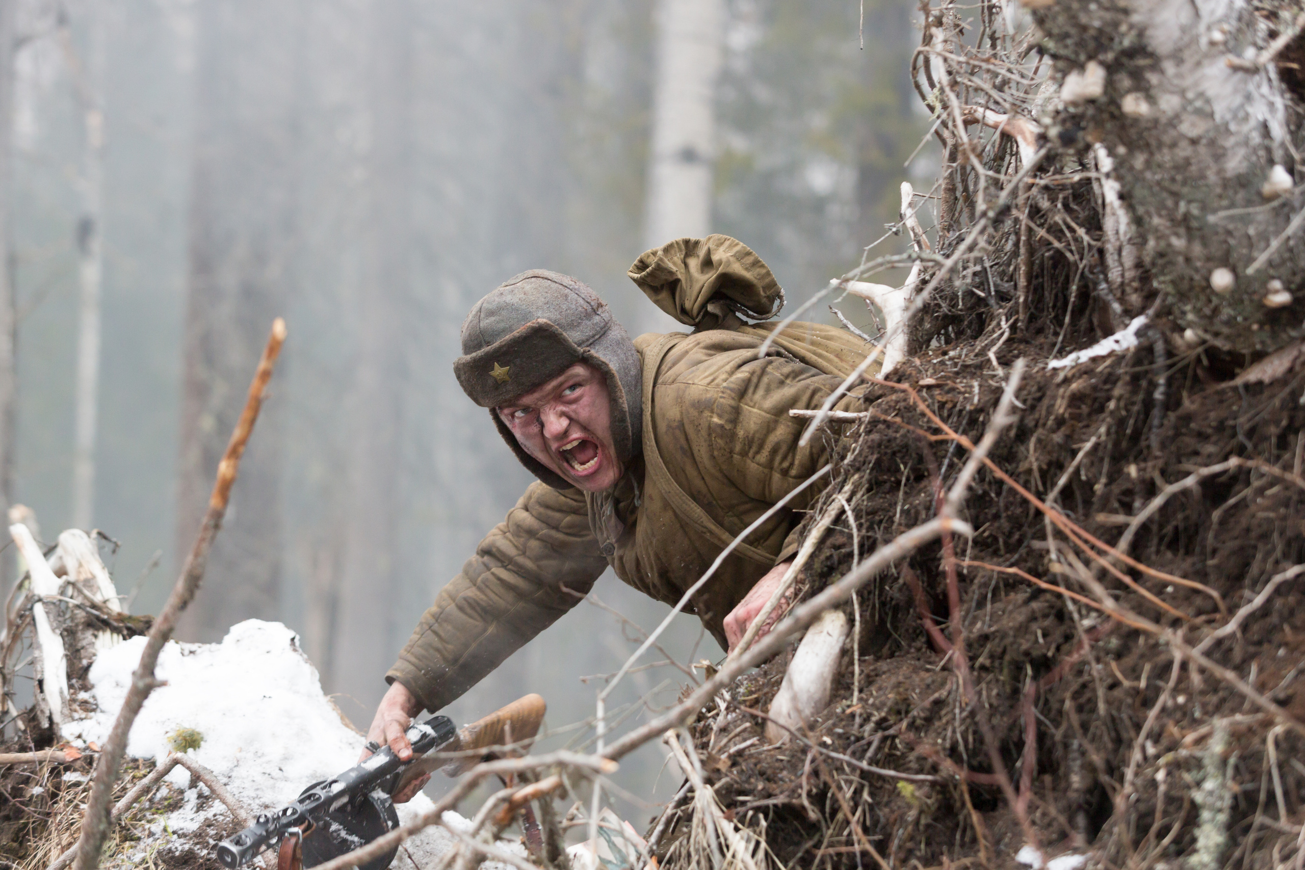 Сашка. Дневник солдата. Репортаржный фотограф в Архангельске Александра Конычева