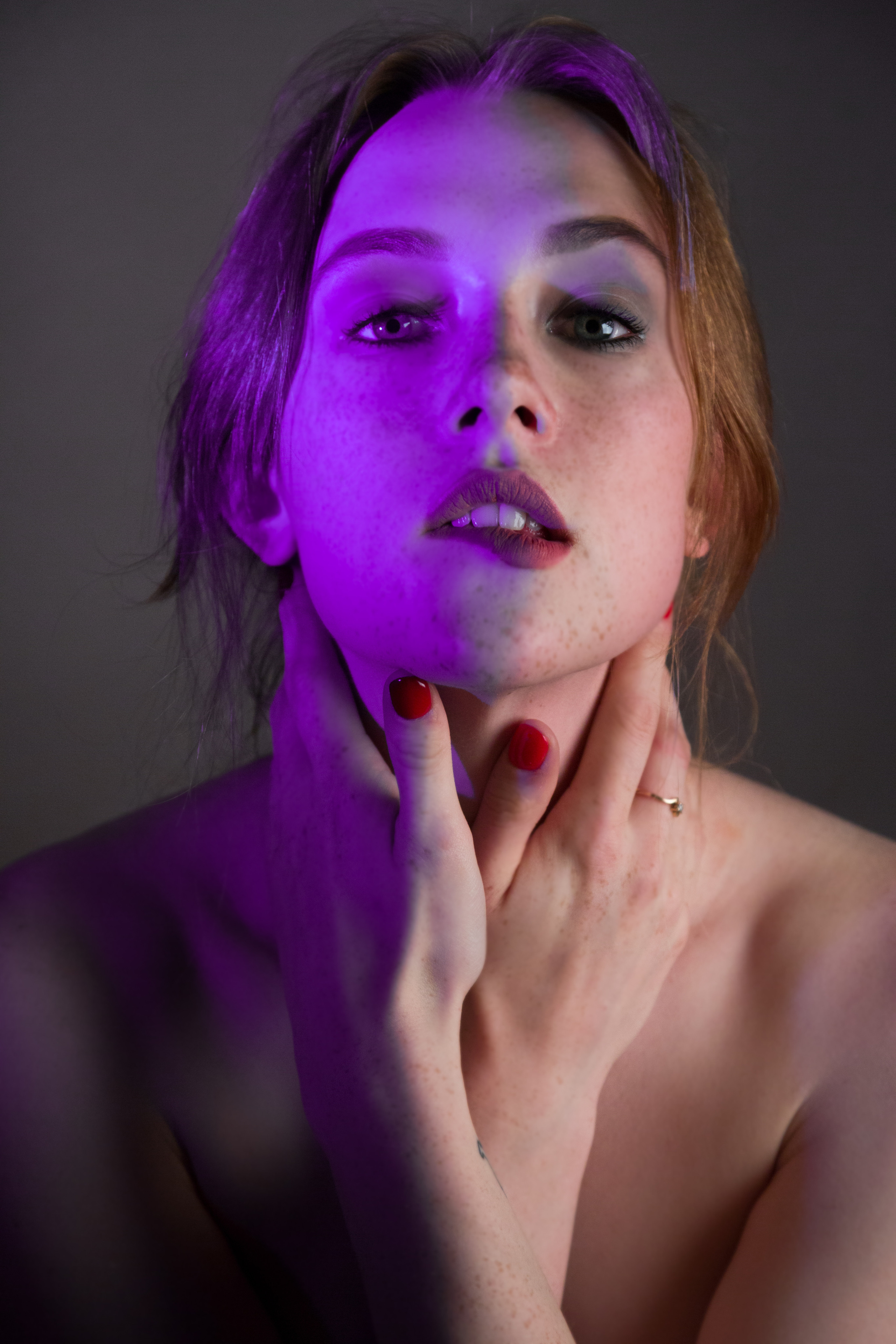 Женский портрет — студийная съемка. Репортаржный фотограф в Архангельске Александра Конычева