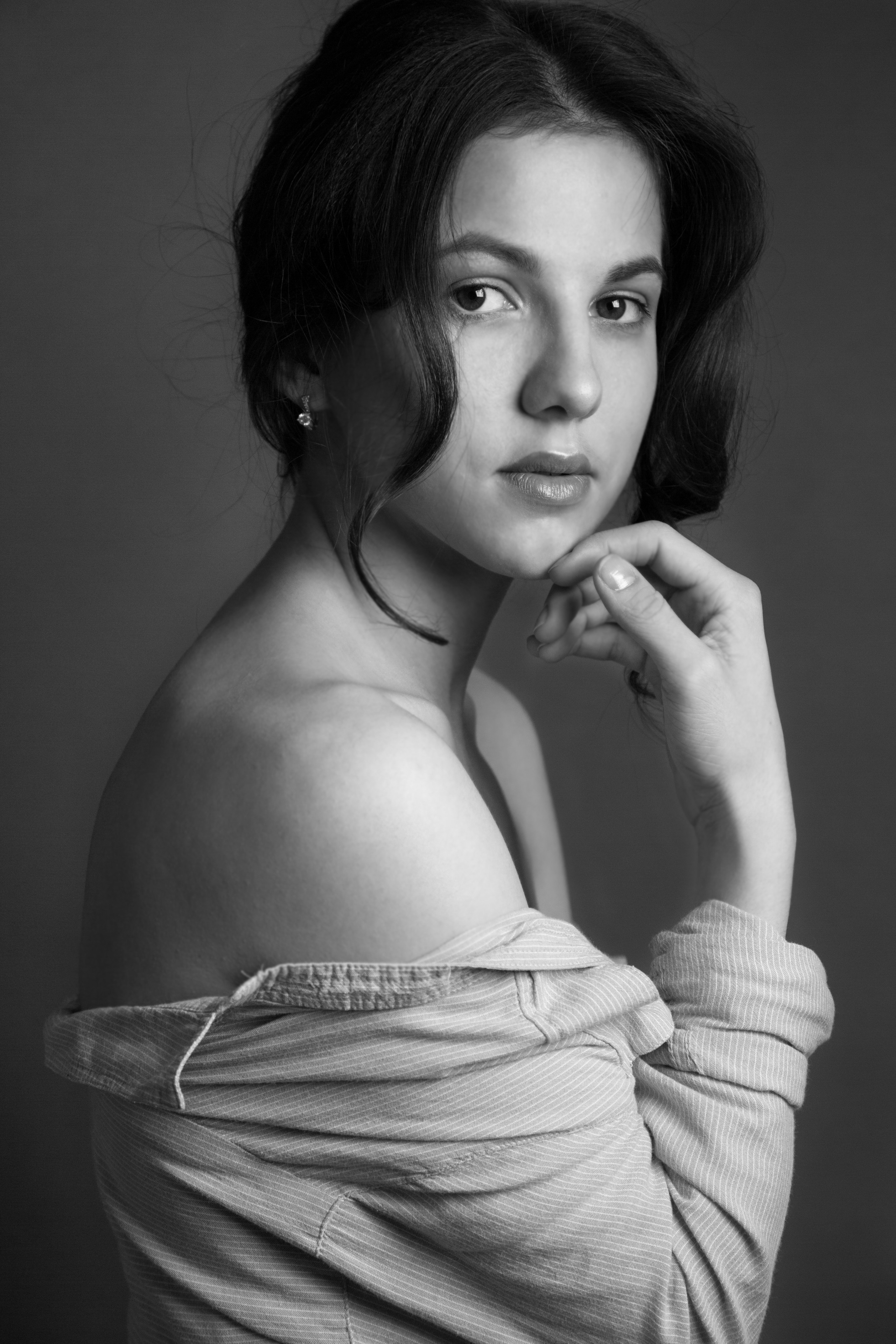 Женский портрет — студийная съемка. Репортаржный фотограф в Архангельске Александра Конычева