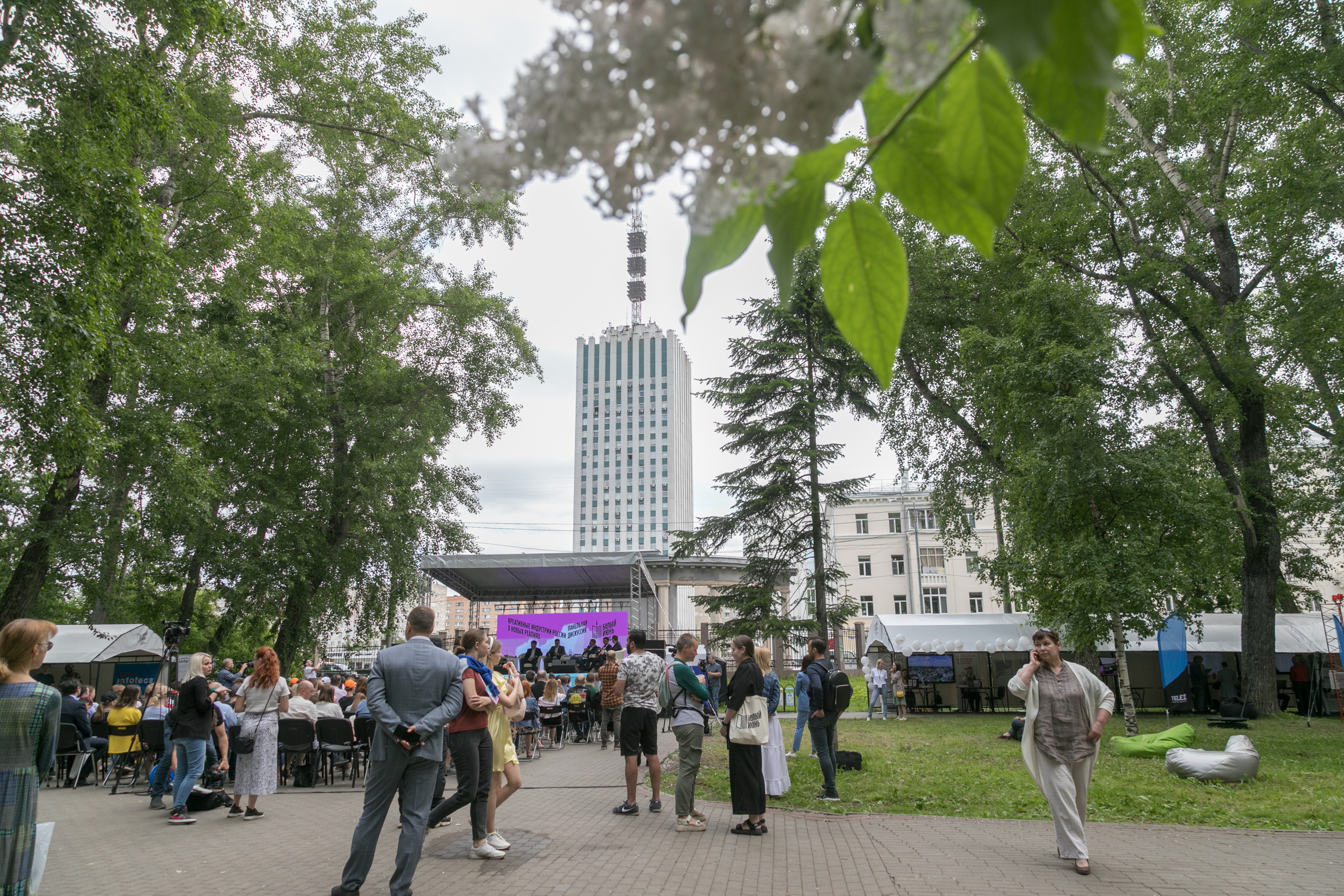 Белый Июнь 2021. Репортаржный фотограф в Архангельске Александра Конычева