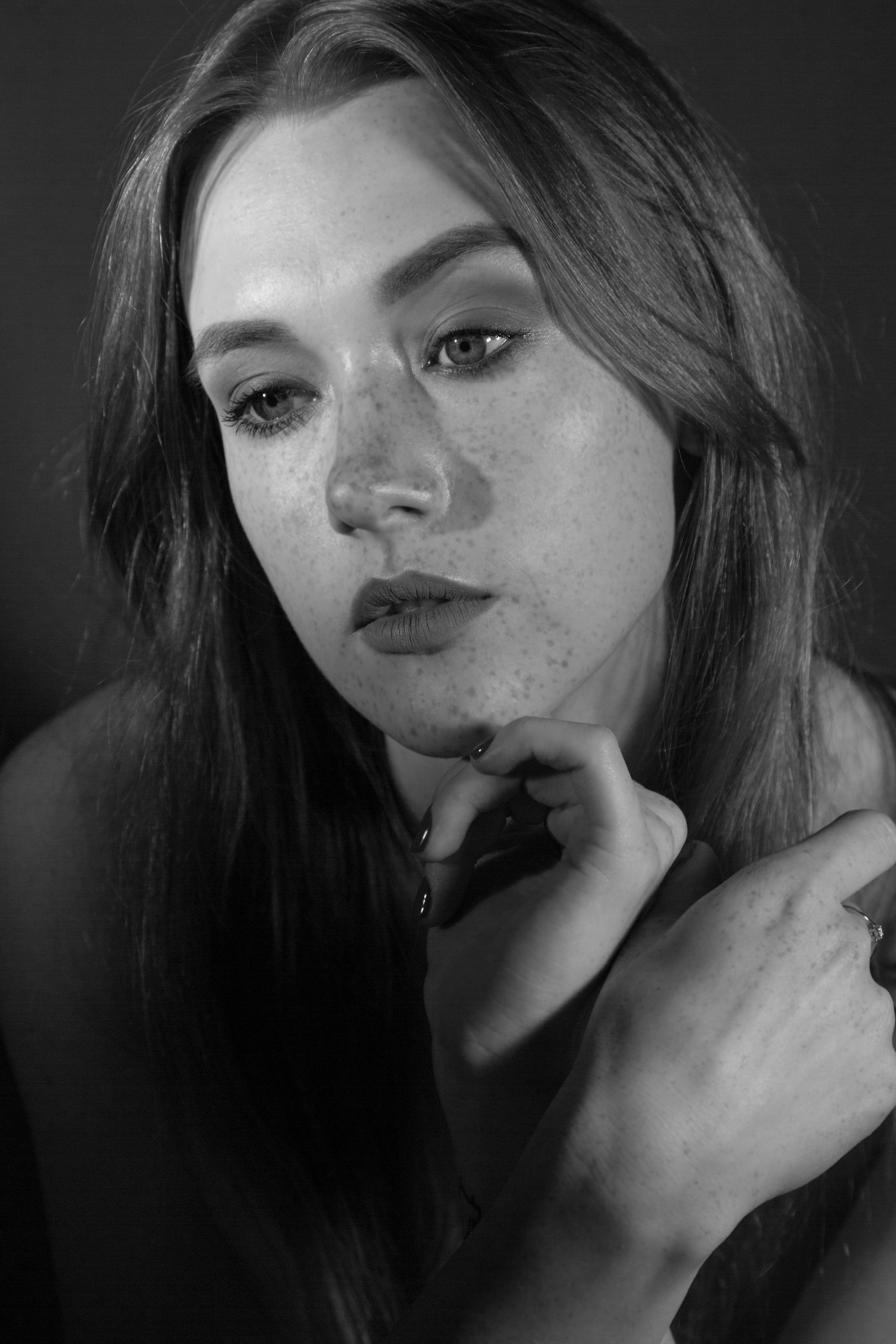 Женский портрет — студийная съемка. Репортаржный фотограф в Архангельске Александра Конычева