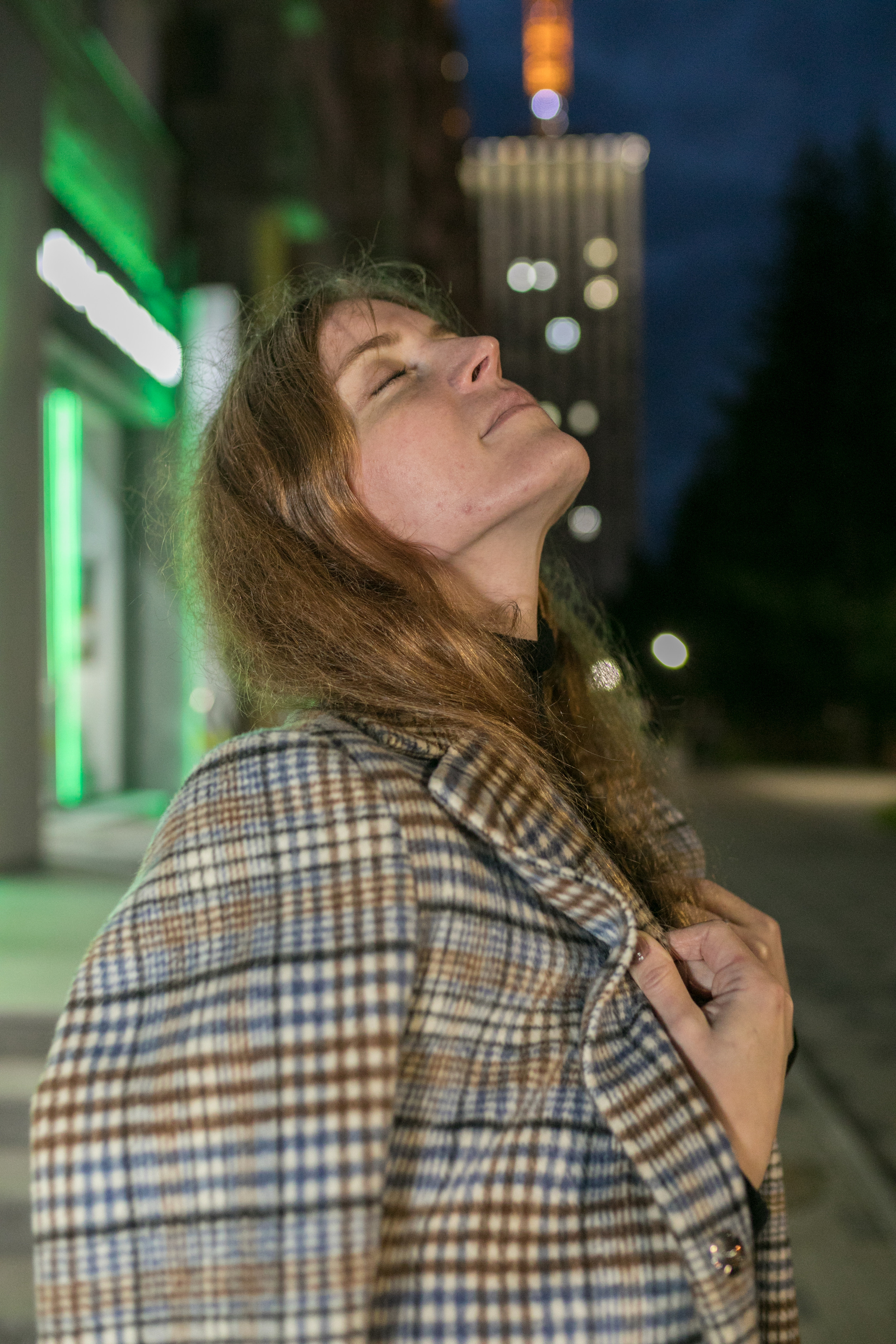 Женский портрет — улица. Репортаржный фотограф в Архангельске Александра Конычева