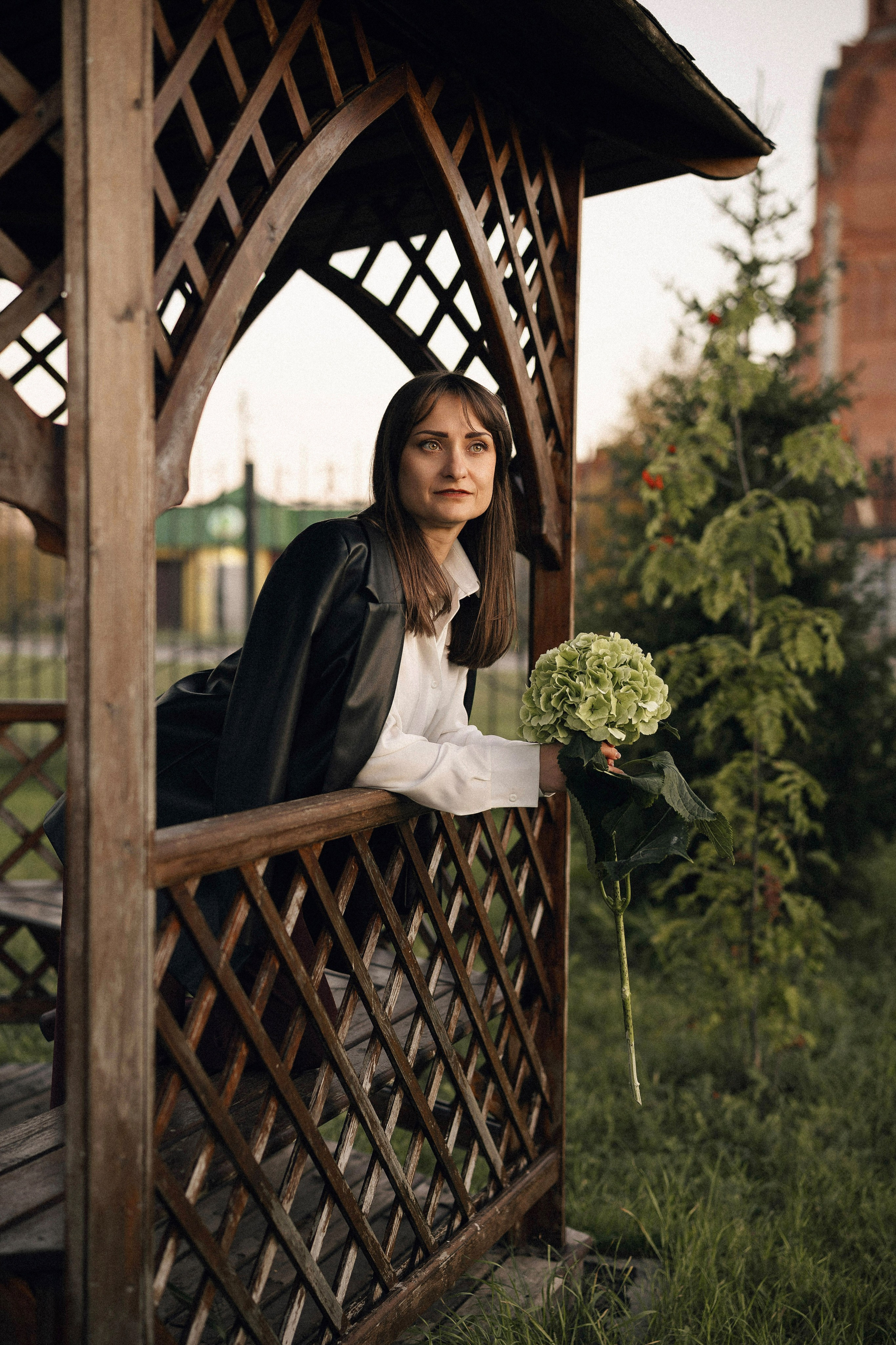 Натали с гортензией. Портретный, семейный и свадебный фотограф в Нарьян-Маре