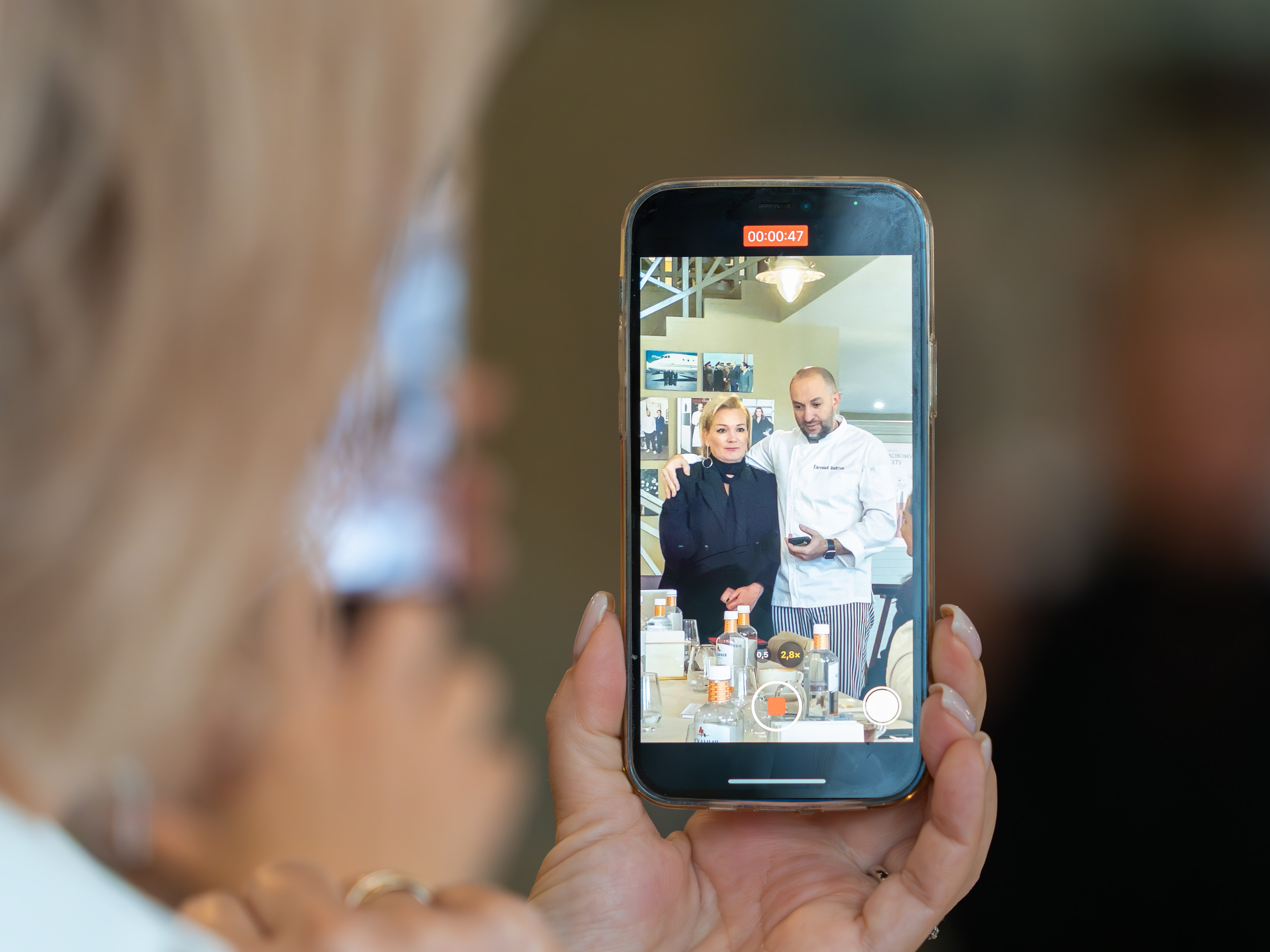 Литературная мастерская с Ольгой Шутовой в «Винотеррии». Репортажный фотограф в Красной Поляне и Сочи Павлюченко Екатерина