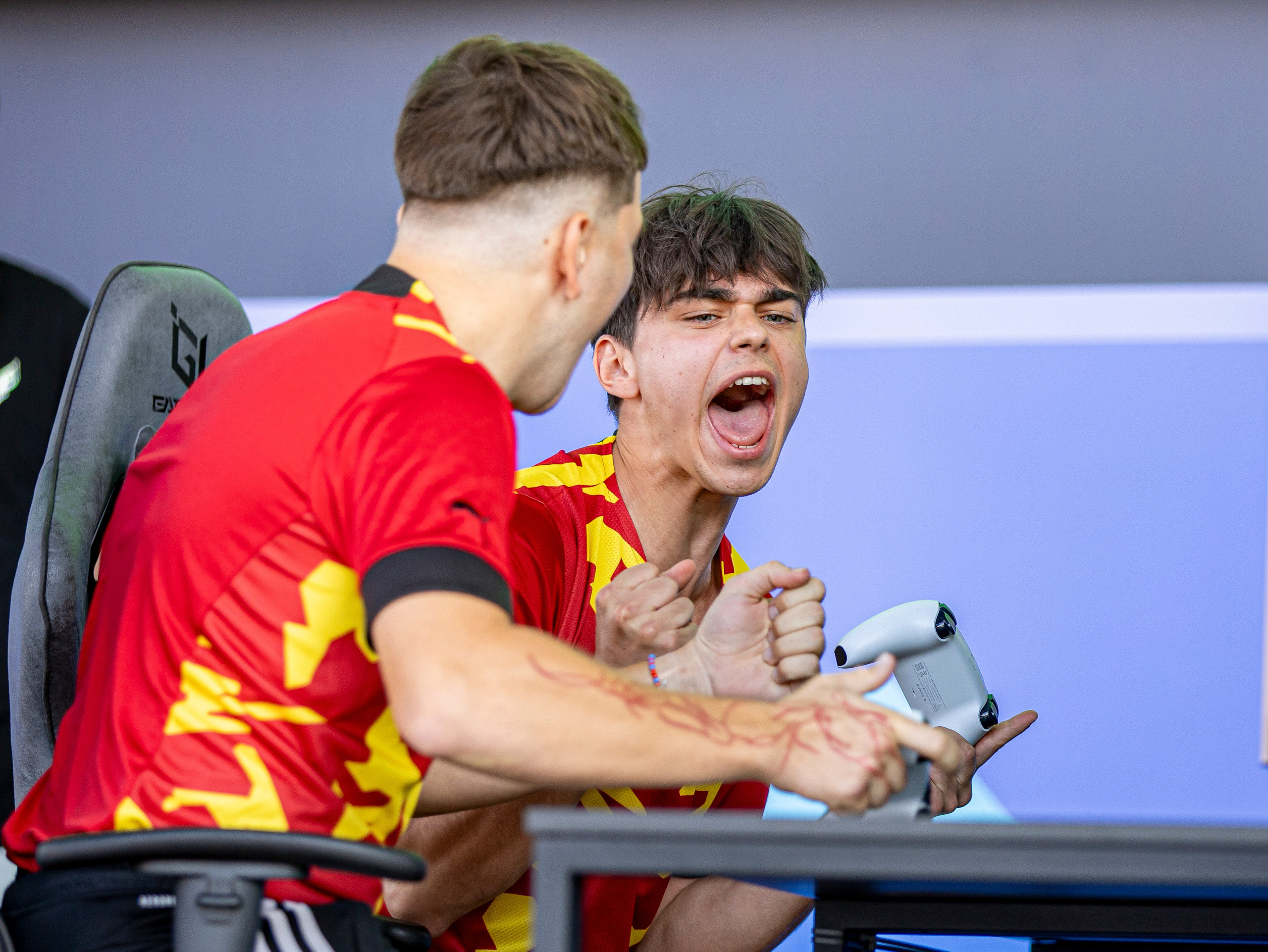 Репортаж. Спортивный фотограф Серёжа Демченко