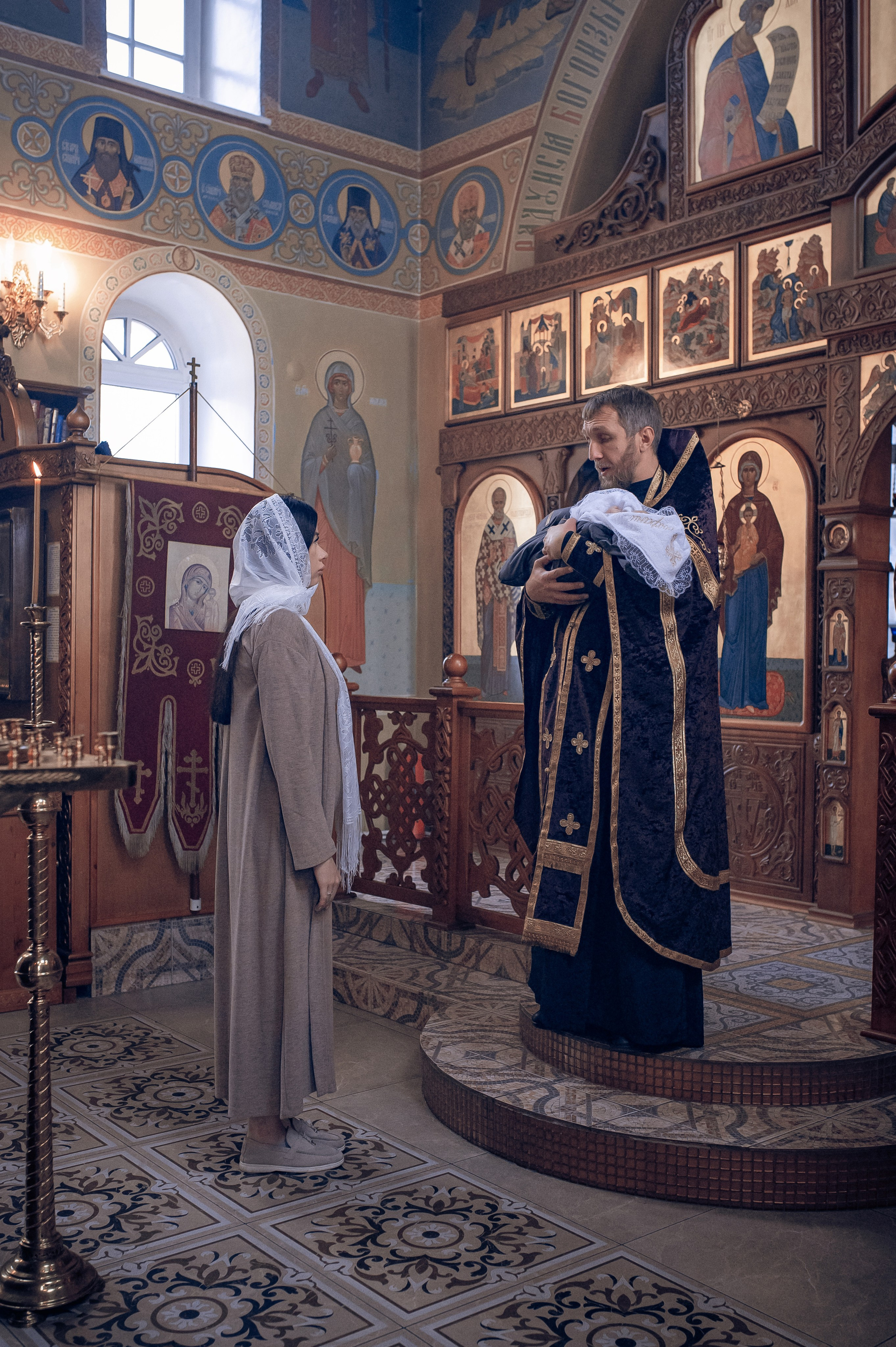 Крещение Мирона в Веденском хаме Березовка. Фотографы крещения/венчания  Красноярск Татьяна и Вячеслав Переваловы