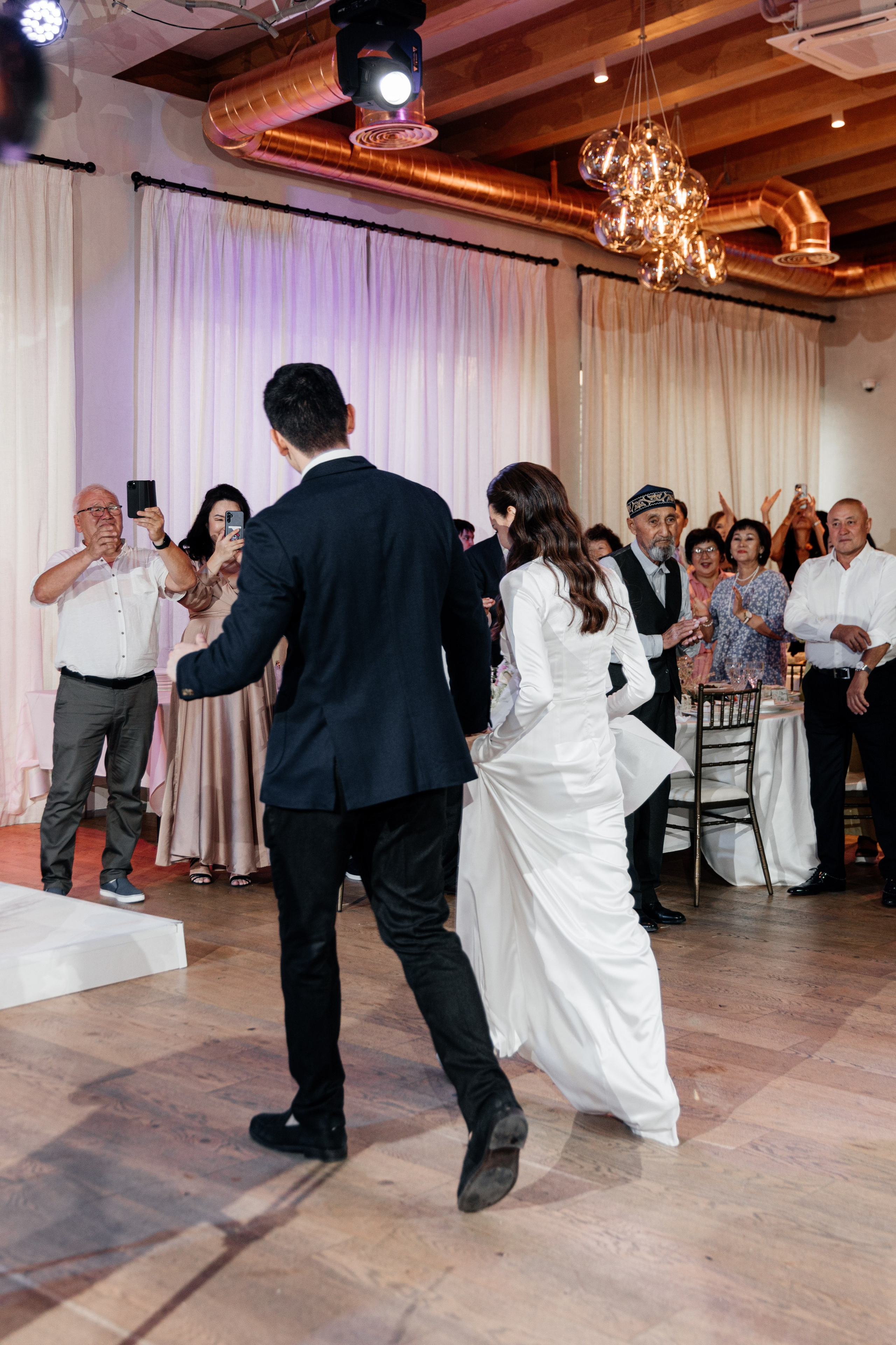 Azhar Uzatu. Свадебный фотограф Алматы