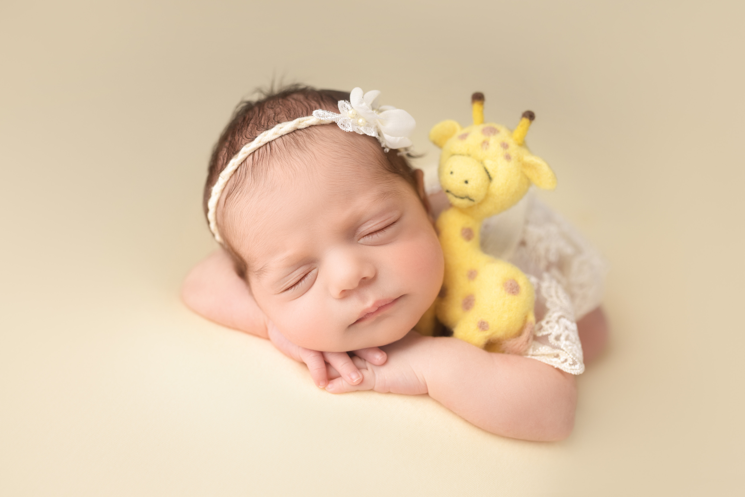 Newborn девочки. Фотограф новорожденных Модяева Ирина