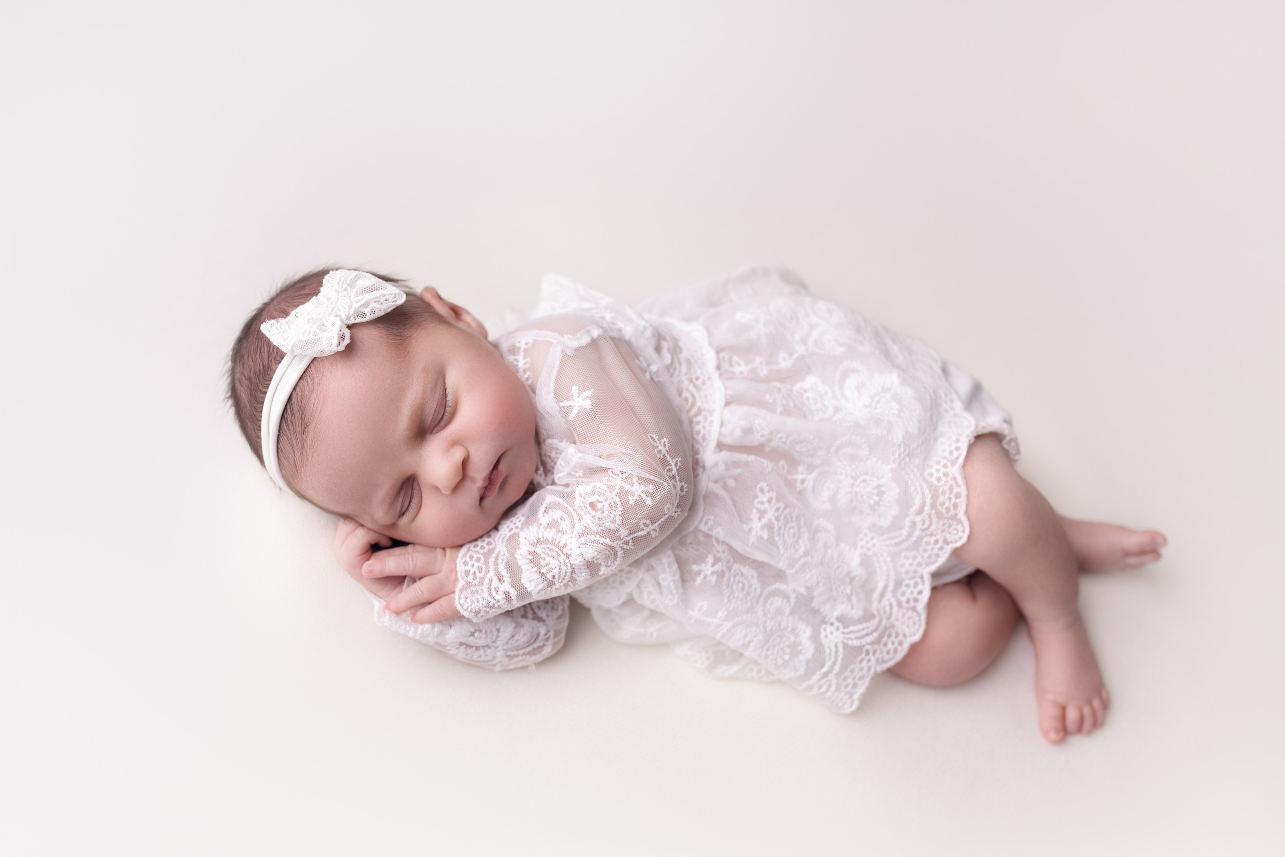 Newborn девочки. Фотограф новорожденных Модяева Ирина