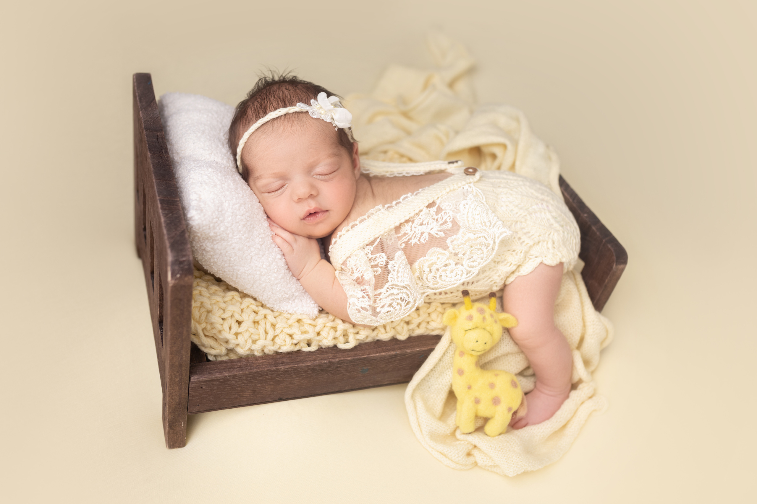 Newborn девочки. Фотограф новорожденных Модяева Ирина