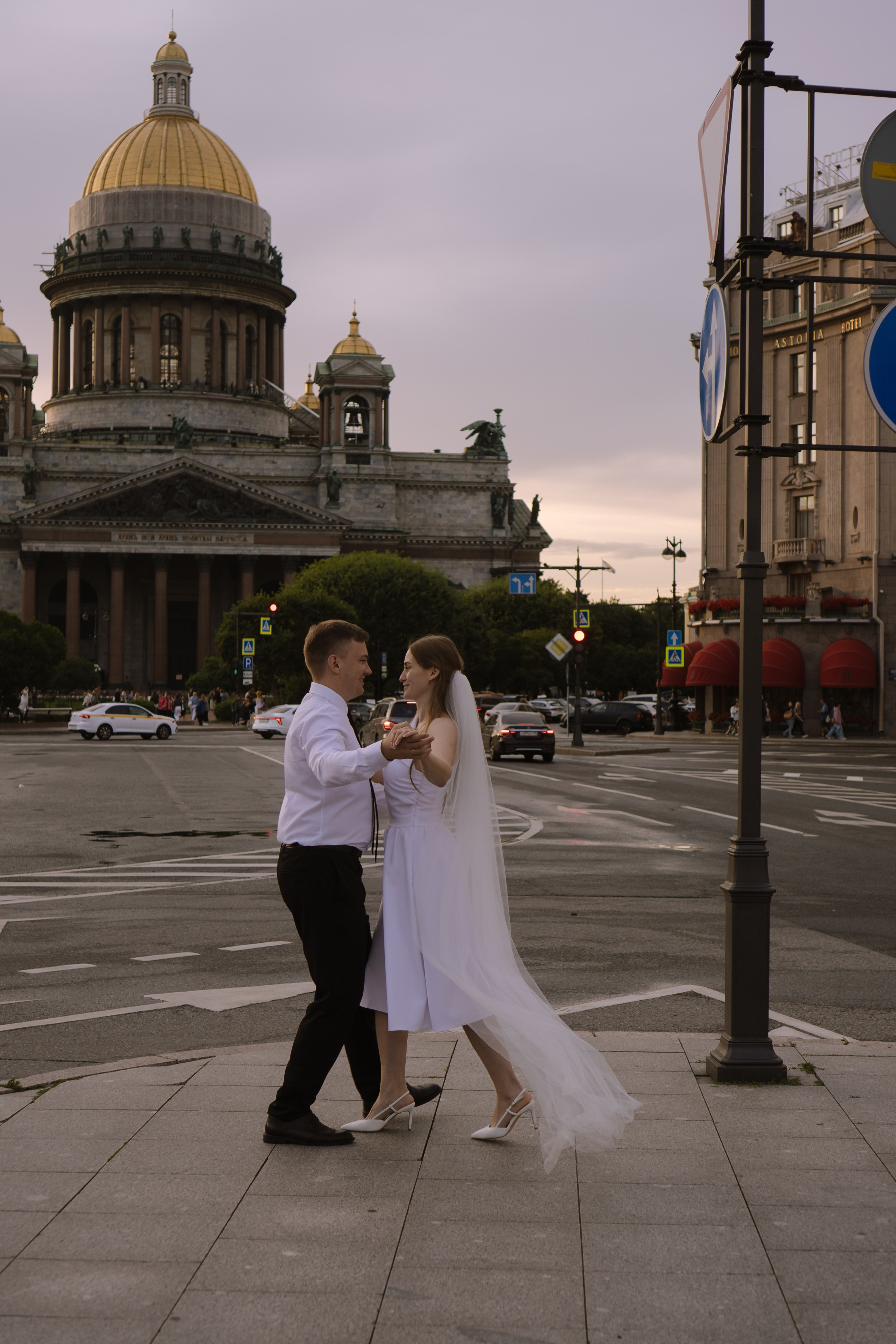 СВАДЕБНАЯ СЬЕМКА С ИСАКИЕВСКИМ СОБОРОМ, АСТОРИЯ И ЗАКОНОДАТЕЛЬНОЕ СОБРАНИЕ. Профессиональный фотограф, Санкт-Петербург — Виктория Богомолова